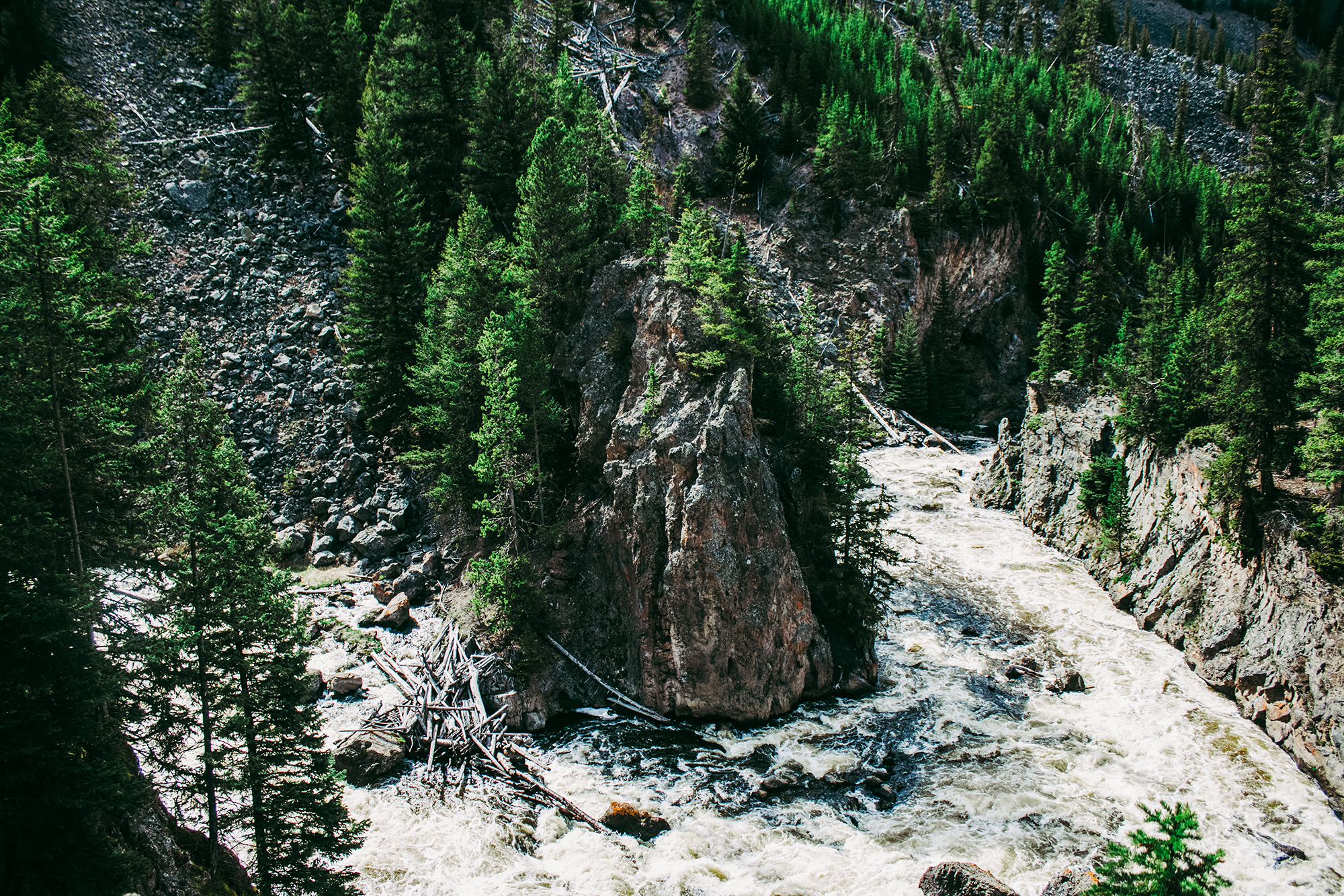 Yellowstone National Park River | Hayley Moore Photography | Fort Wayne, Indiana Photographer | www.hayleymoore.com