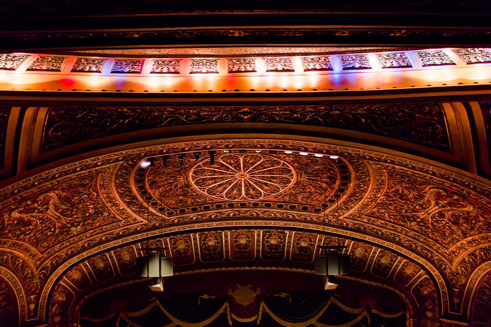 embassy theatre stage decorations | Hayley Moore Photography | Fort Wayne Indiana Photographer | www.hayleymoore.com