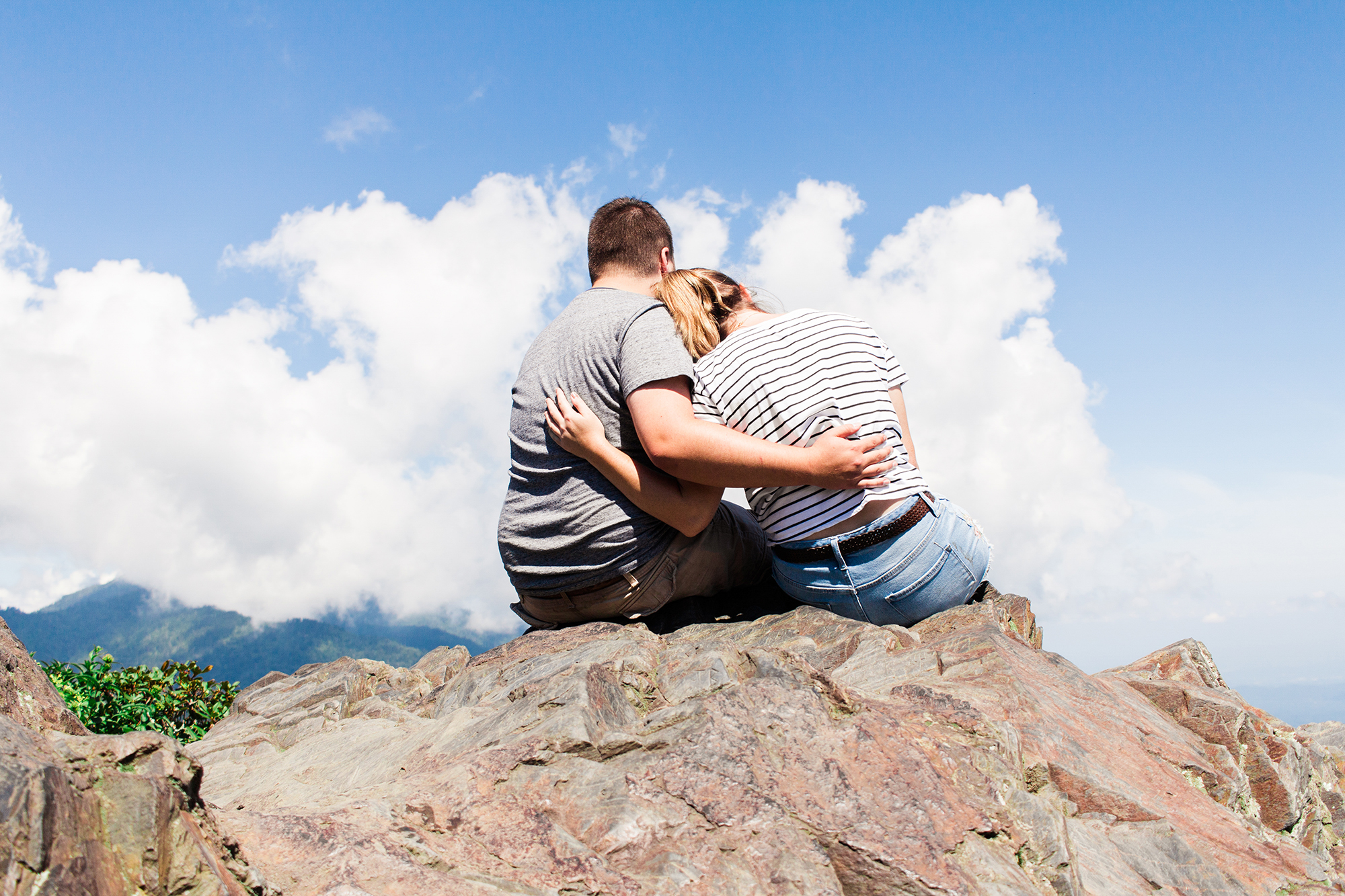 Charlies Bunion Proposal Appalachian Trail | Gatlinburg, TN | Hayley Moore Photography | www.hayleymoore.com | Fort Wayne Indiana Photographer