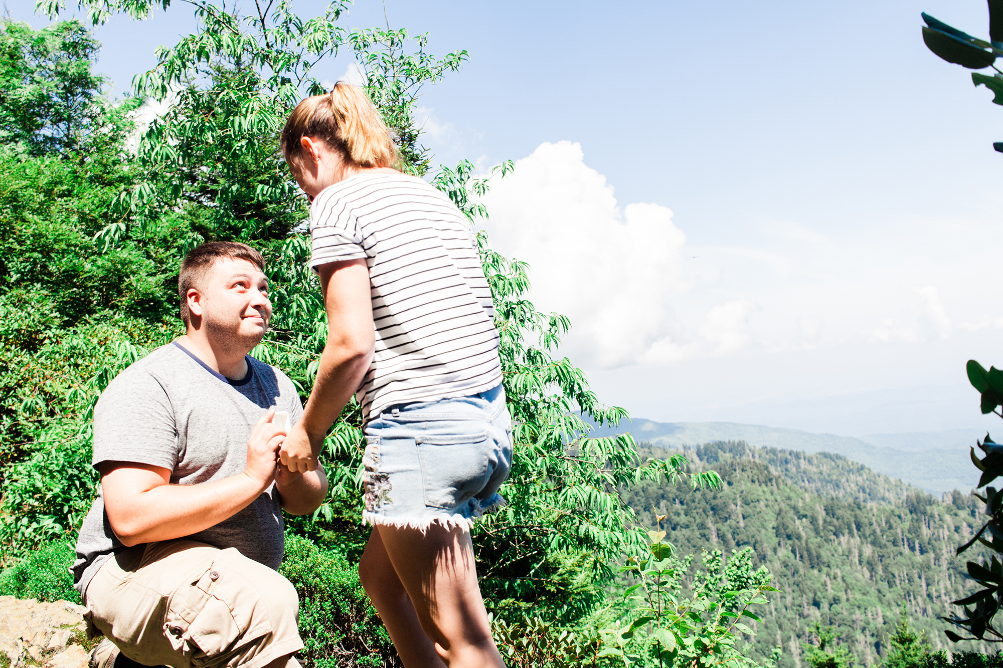 Charlies Bunion overlook engagement proposal appalachian trail | Gatlinburg, TN | Hayley Moore Photography | www.hayleymoore.com | Fort Wayne Indiana Photographer