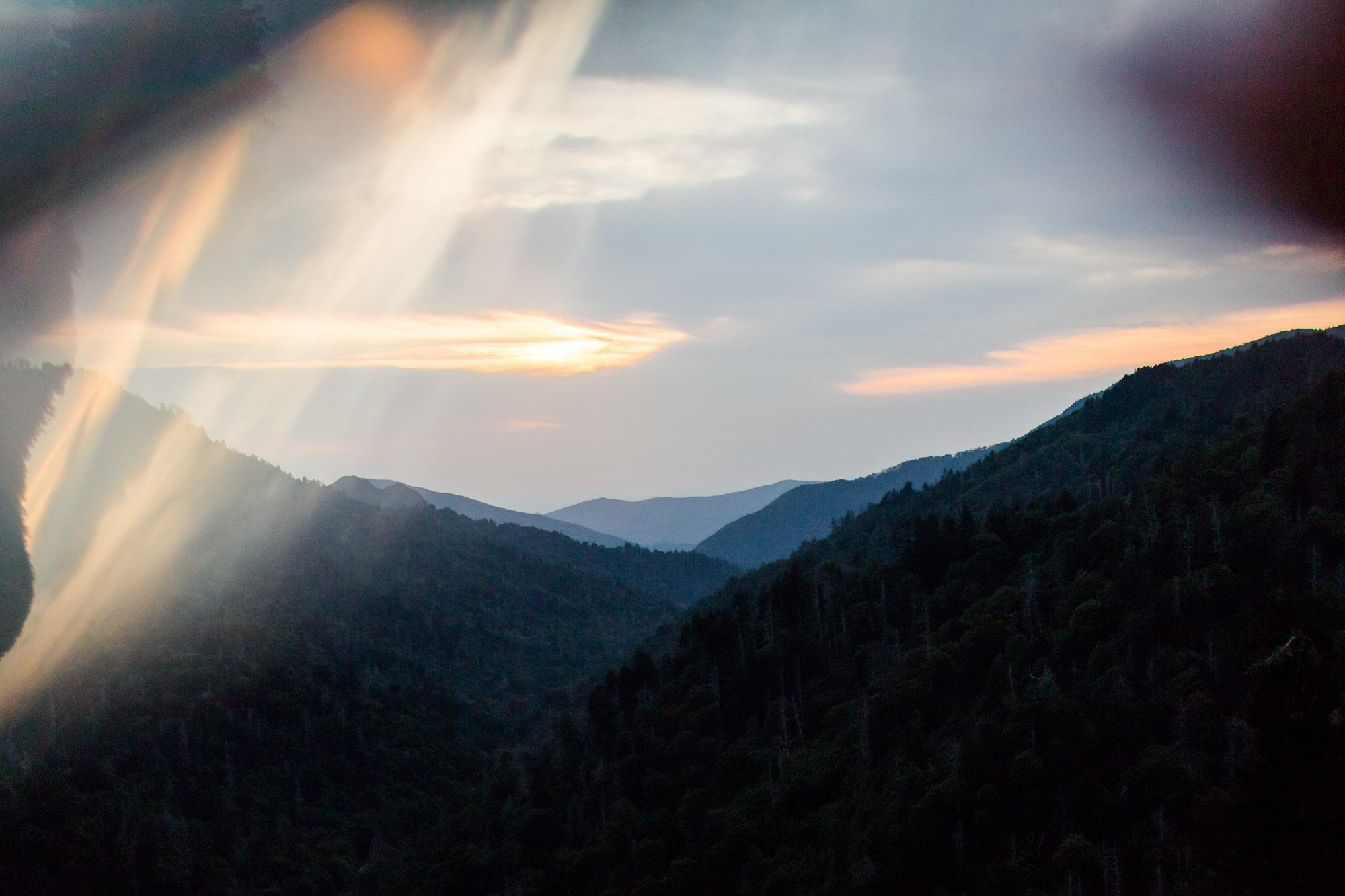 Smoky Mountain sunset | Gatlinburg, TN | Hayley Moore Photography | www.hayleymoore.com | Fort Wayne Indiana Photographer