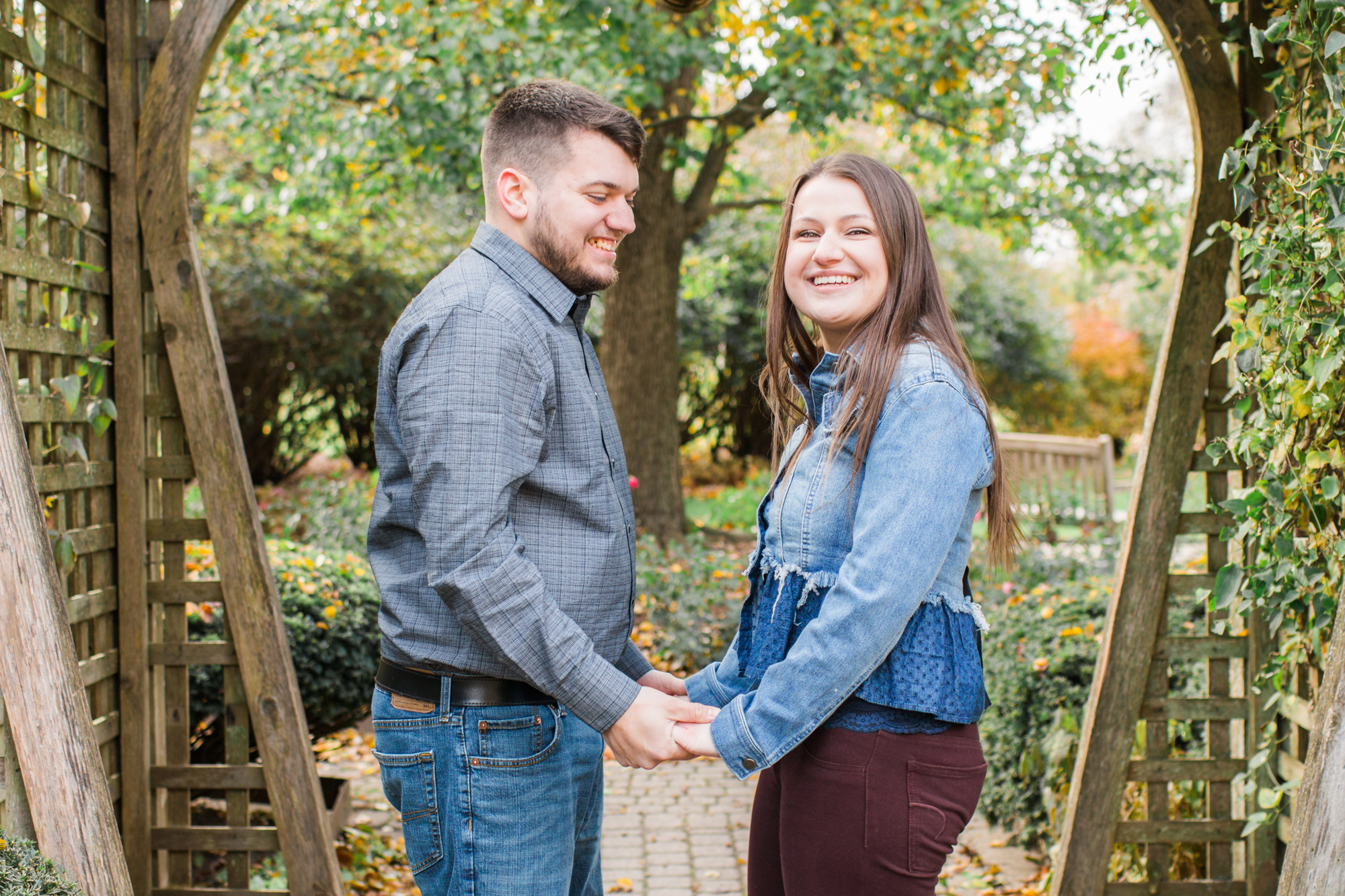 hayley-moore-photography-fort-wayne-indiana-wedding-photographer-engagement-fall-session-midwest-ohio-michigan-chicago-photographer