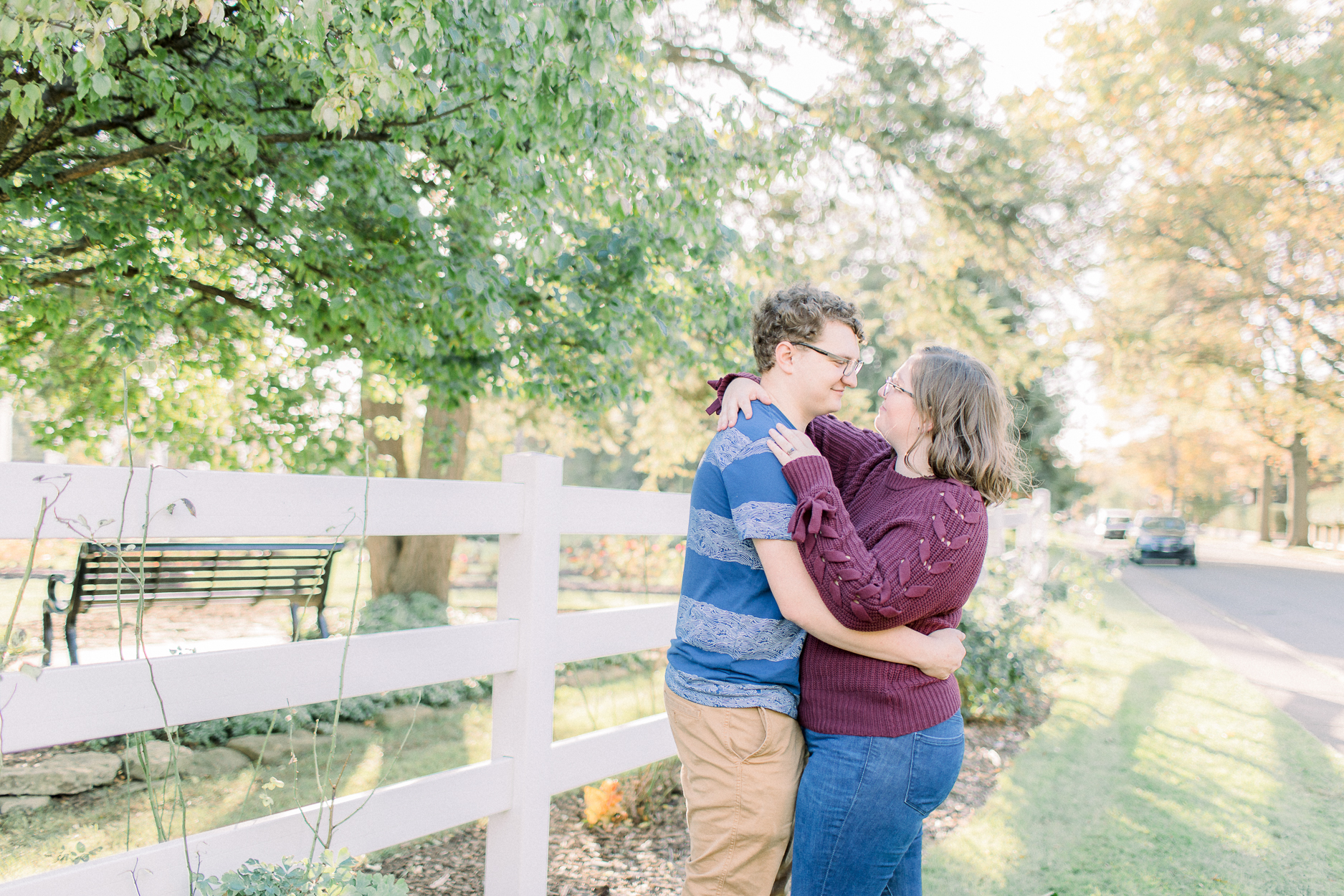 hayley-moore-photography-taylor-michael-buchanan-anniversary-session-lakeside-rosegardens-park-fort-wayne-indiana-weddings