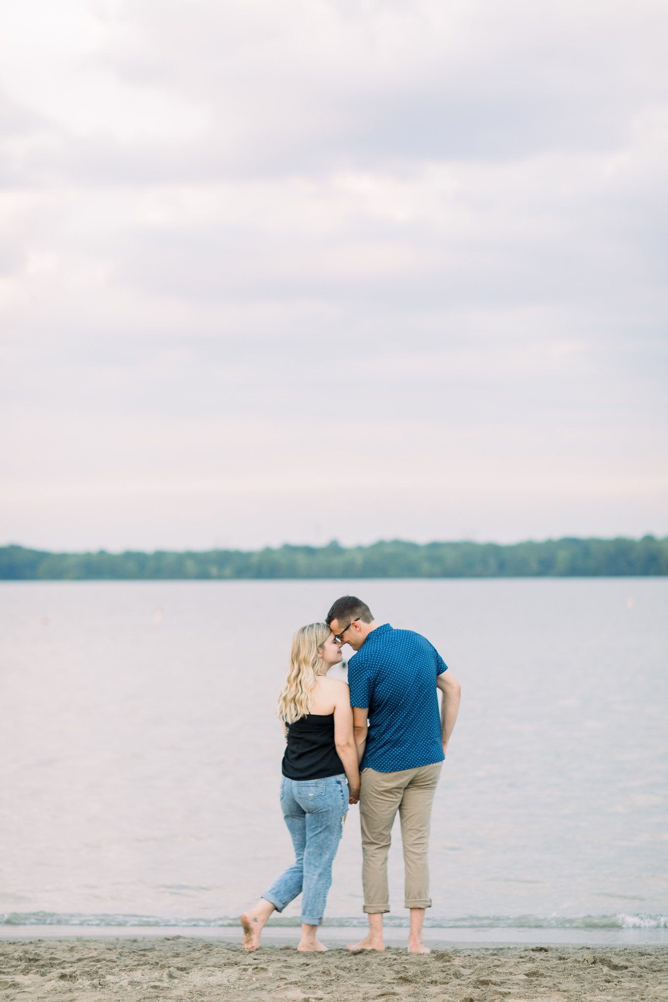 hayley-moore-photography-columbus-engagement-photographer-inniswood-gardens-alum-creek-ohio