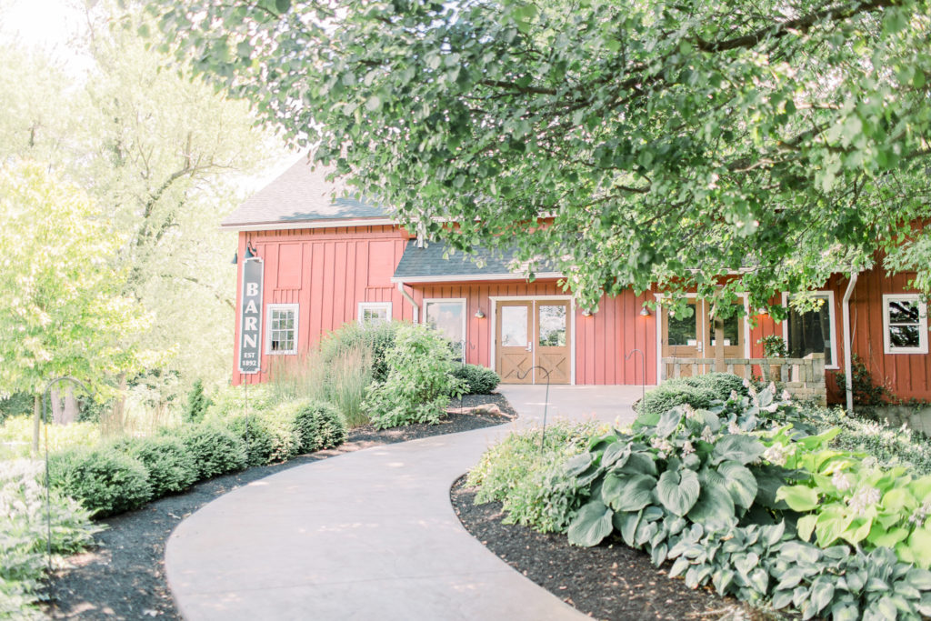 hayley-moore-photography-mustard-seed-gardens-indiana-wedding-venues-indianapolis