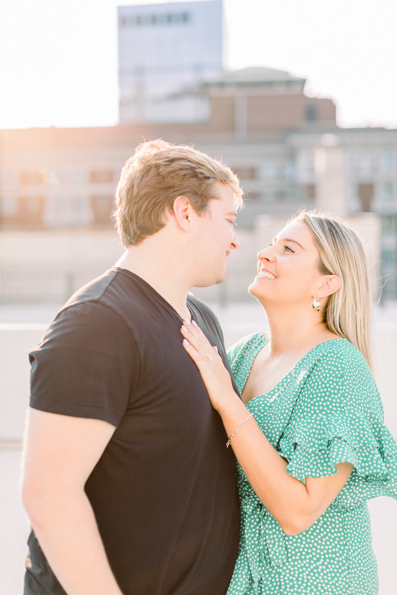 hayley-moore-photography-lauren-nate-downtown-grand-rapids-michigan-engagement