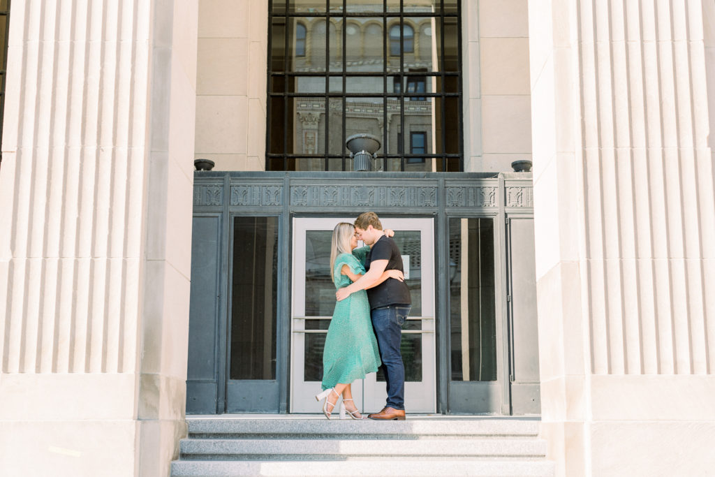 hayley-moore-photography-lauren-nate-downtown-grand-rapids-michigan-engagement