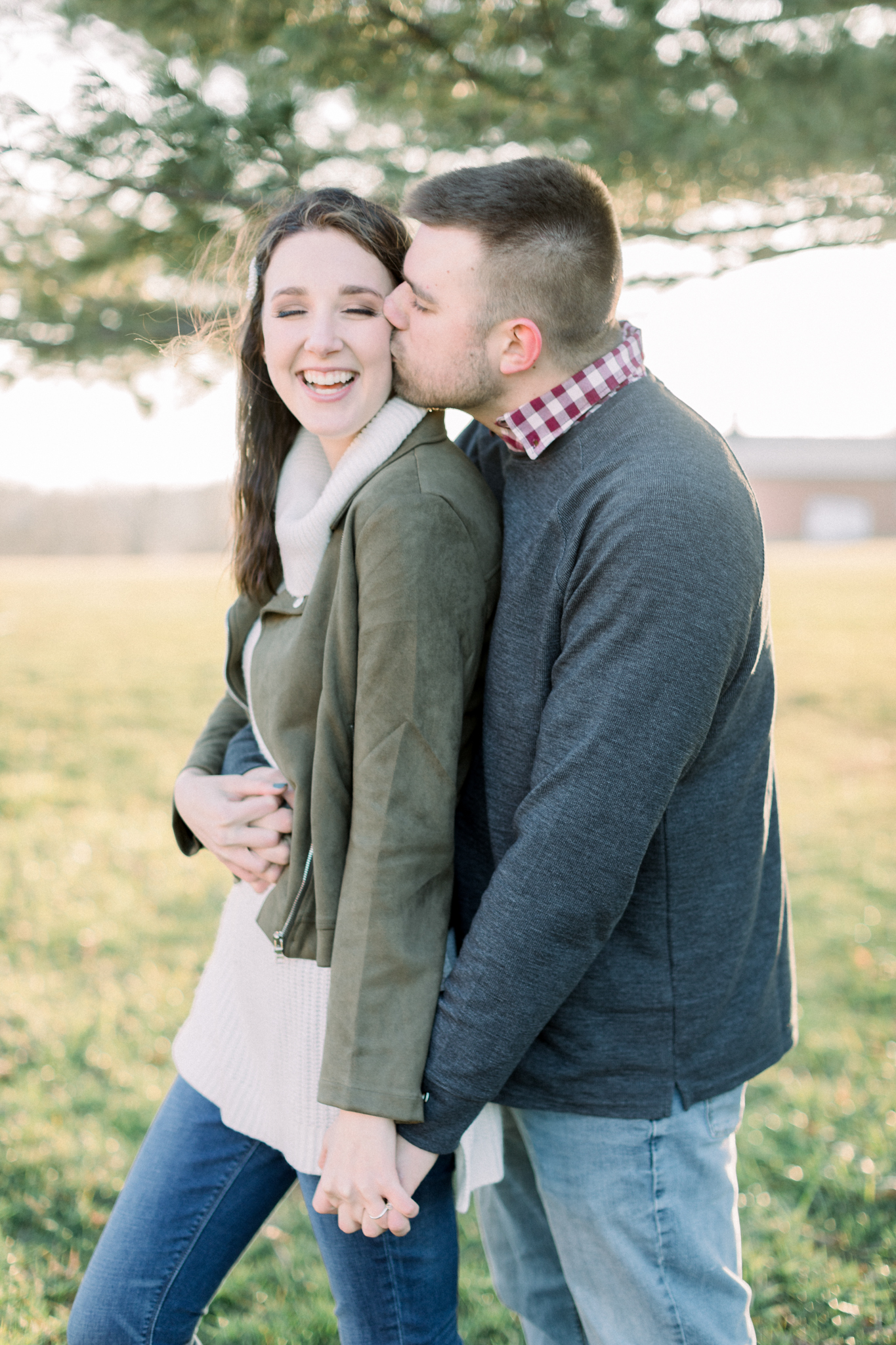 hayley-moore-photography-tiffany-korey-salomon-farm-park-winter-session-fort-wayne-indiana