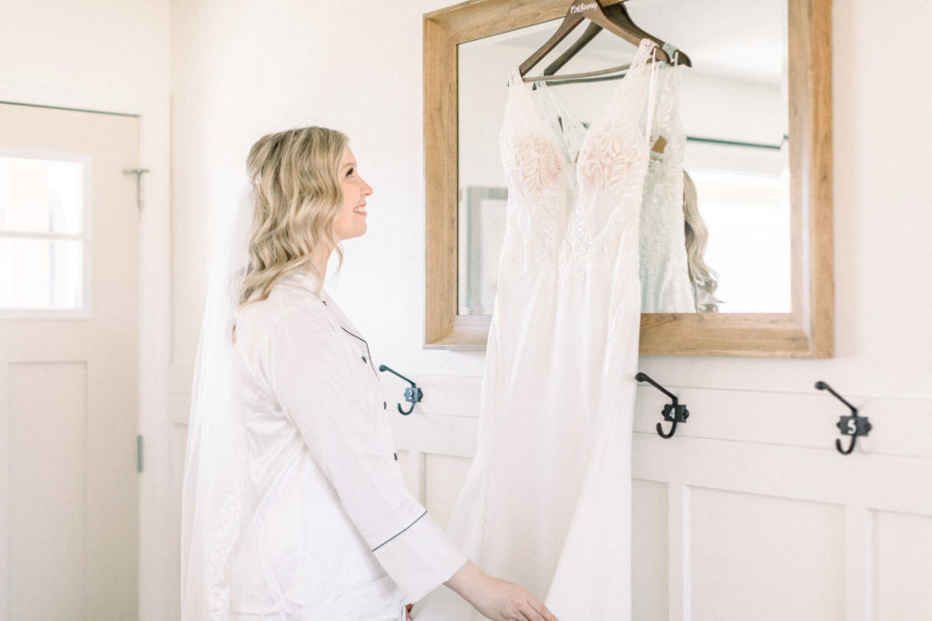 hayley-moore-photography-Katie-Lucas-BASH-carmel-indiana-wedding