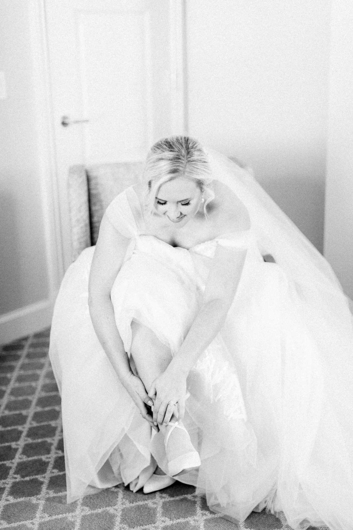 Hayley-Moore-Photography-Iron-Ember-Romantic-Wedding-Carmel-Indiana