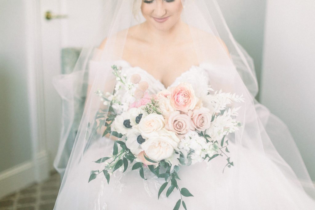 Hayley-Moore-Photography-Iron-Ember-Romantic-Wedding-Carmel-Indiana