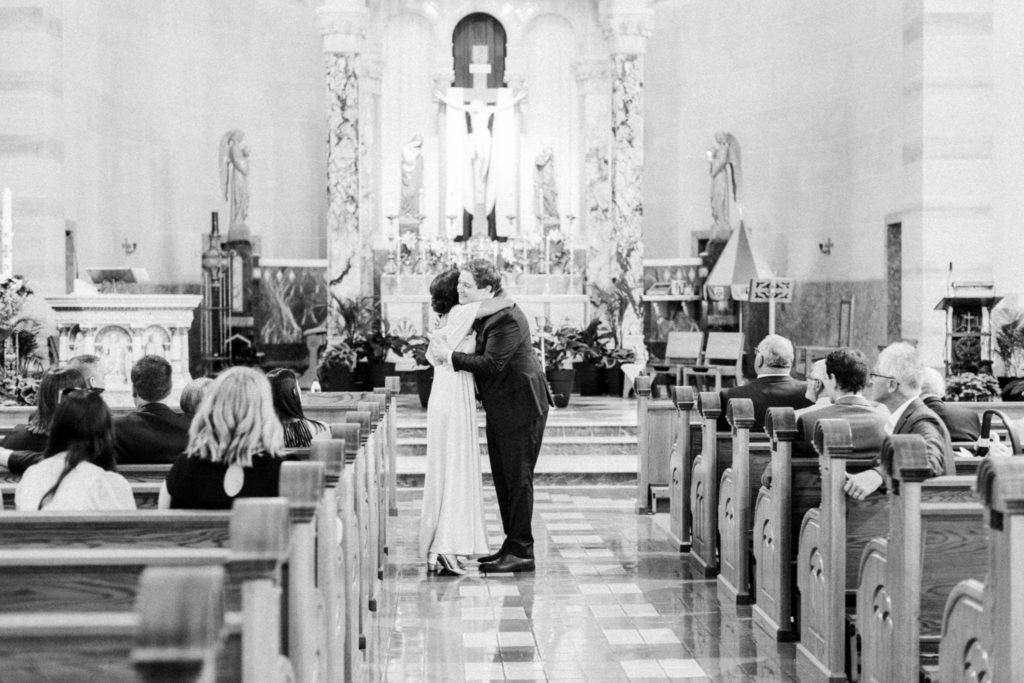 Hayley-Moore-Photography-Lauren-Nate-Downtown-Grand-Rapids-Wedding