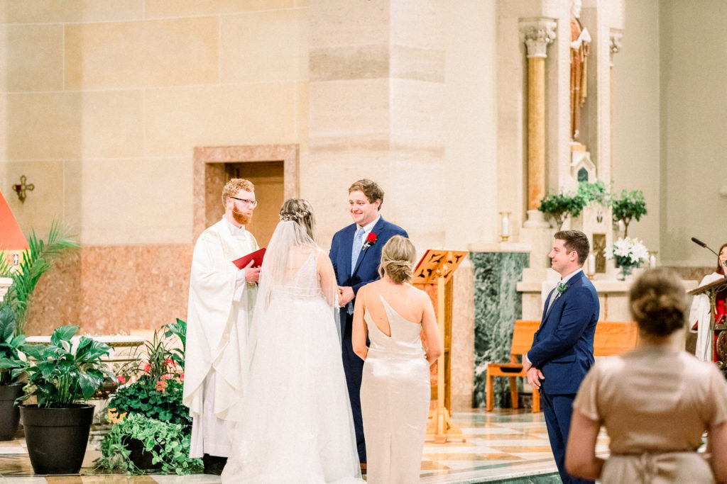 Hayley-Moore-Photography-Lauren-Nate-Downtown-Grand-Rapids-Wedding