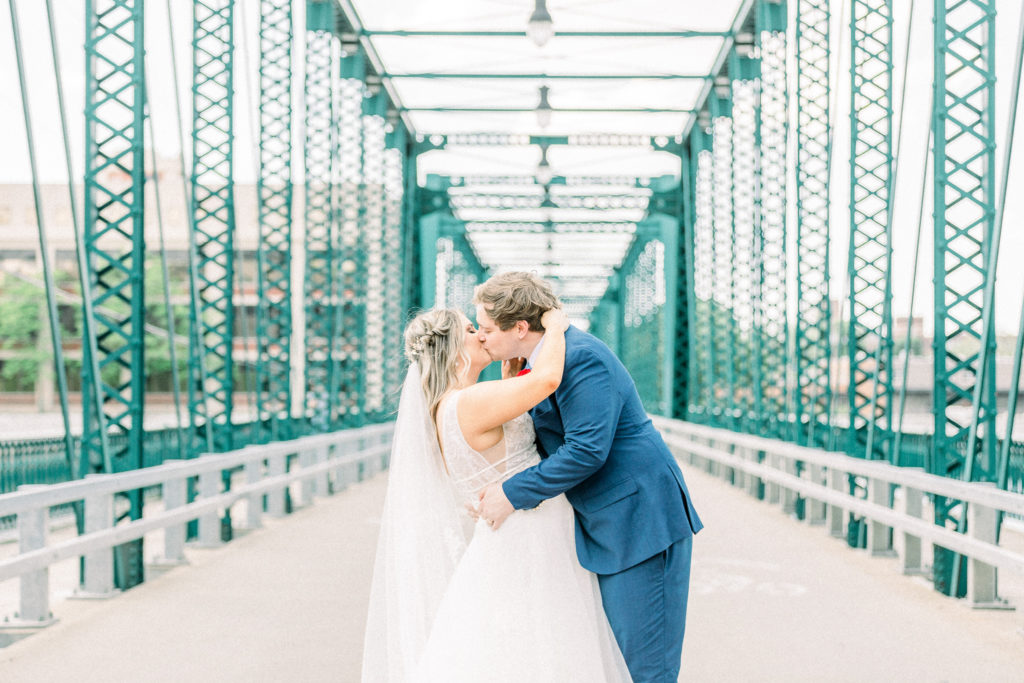 Hayley-Moore-Photography-Lauren-Nate-Downtown-Grand-Rapids-Wedding