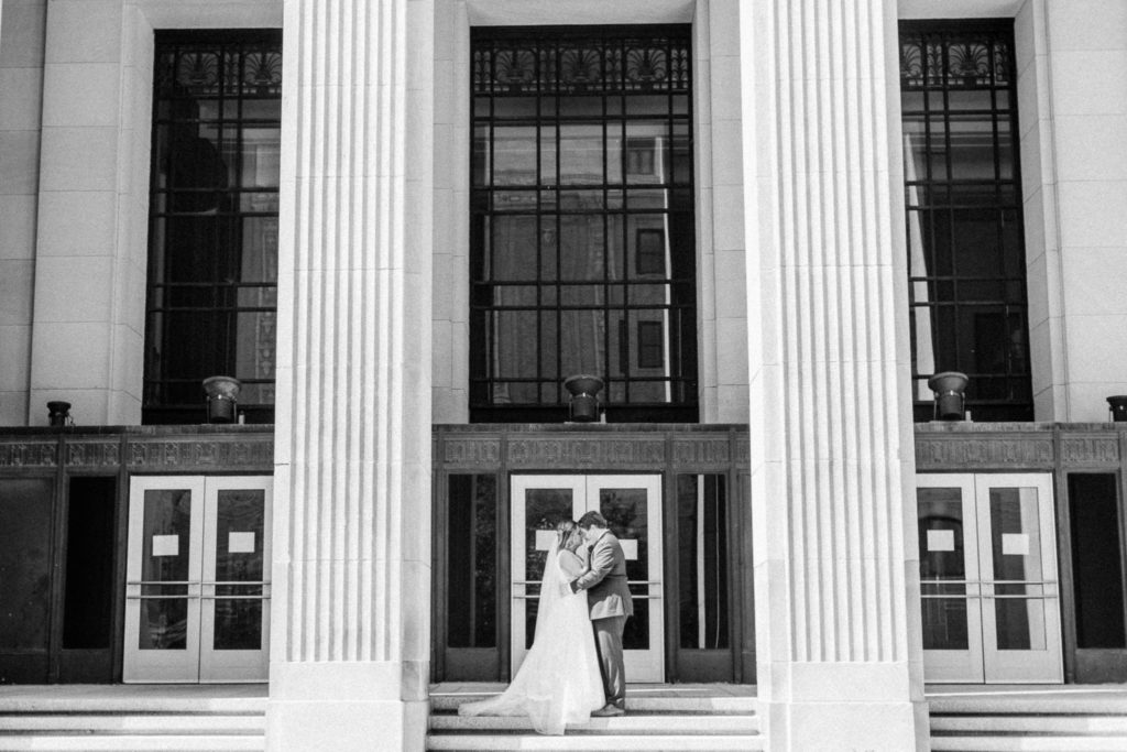 Hayley-Moore-Photography-Lauren-Nate-Downtown-Grand-Rapids-Wedding