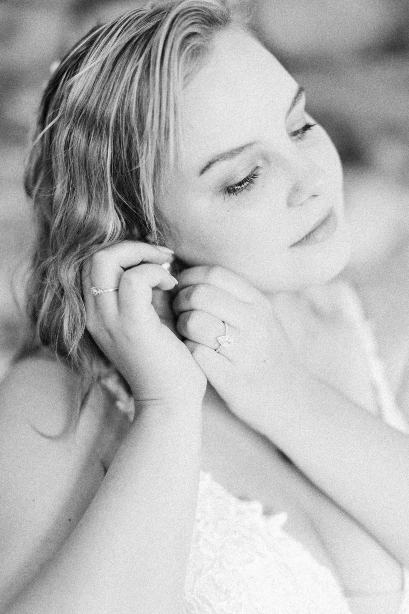 hayley-moore-photography-katie-adam-charlevoix-michigan-castle-farms-wedding-photographer