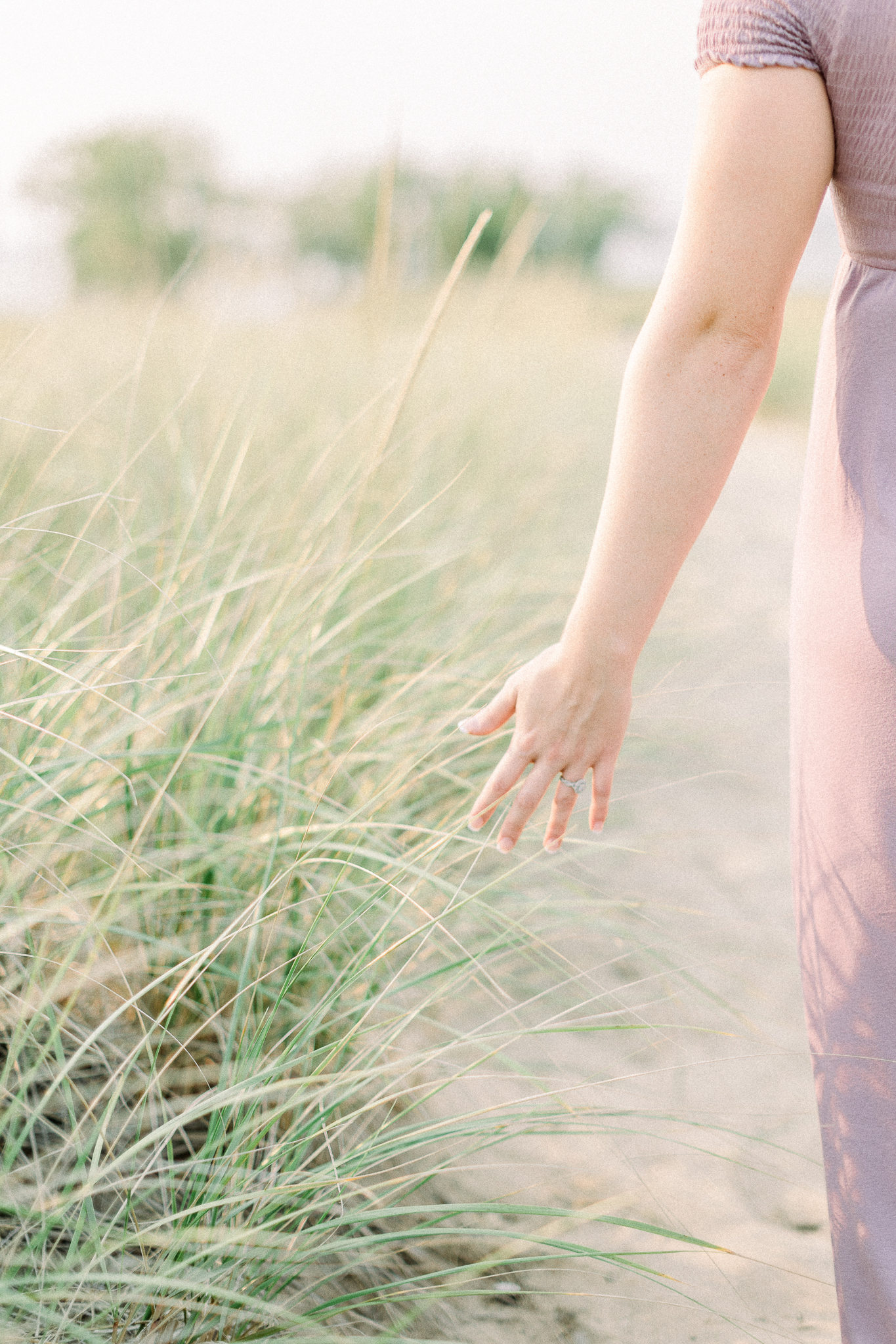 hayley-moore-photography-lauren-brad-warren-dunes-michigan-engagement-photographer