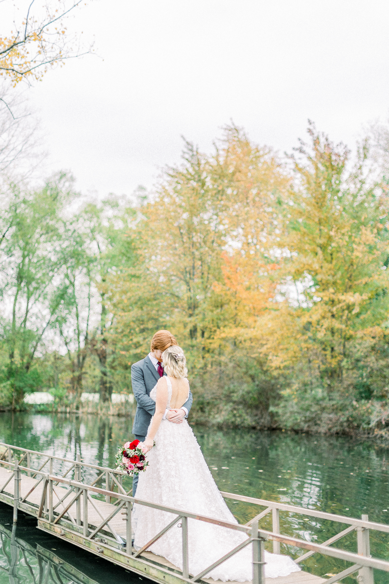 hayley-moore-photography-olivia-caleb-union-12-fall-wedding-columbia-city-indiana