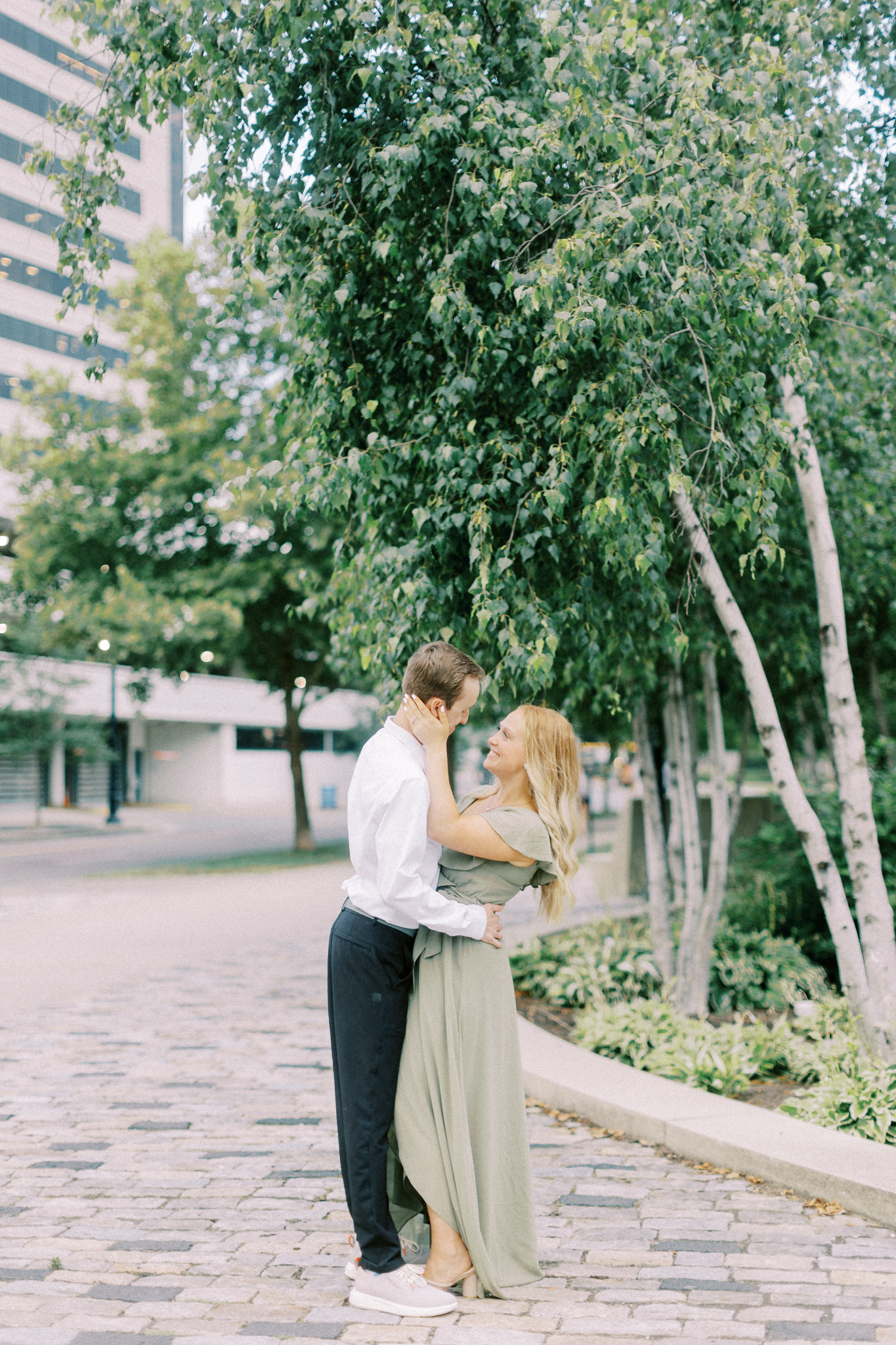 columbus-ohio-wedding-engagement-photographer-hayley-moore-photography