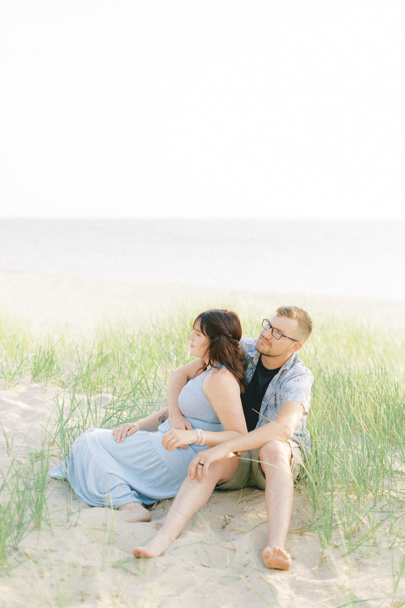 silver-beach-michigan-anniversary-session-hayley-moore-photography