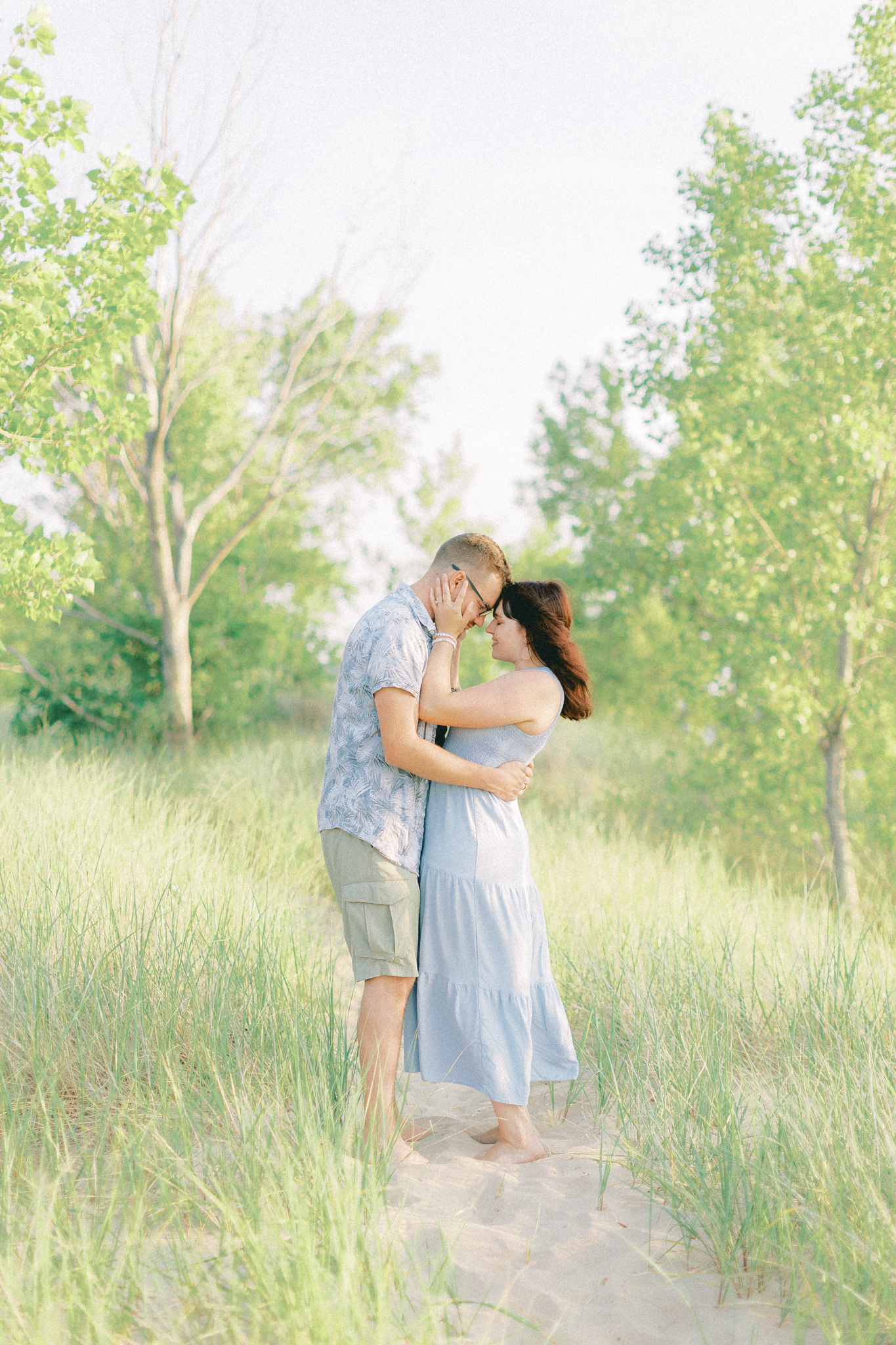 silver-beach-michigan-anniversary-session-hayley-moore-photography