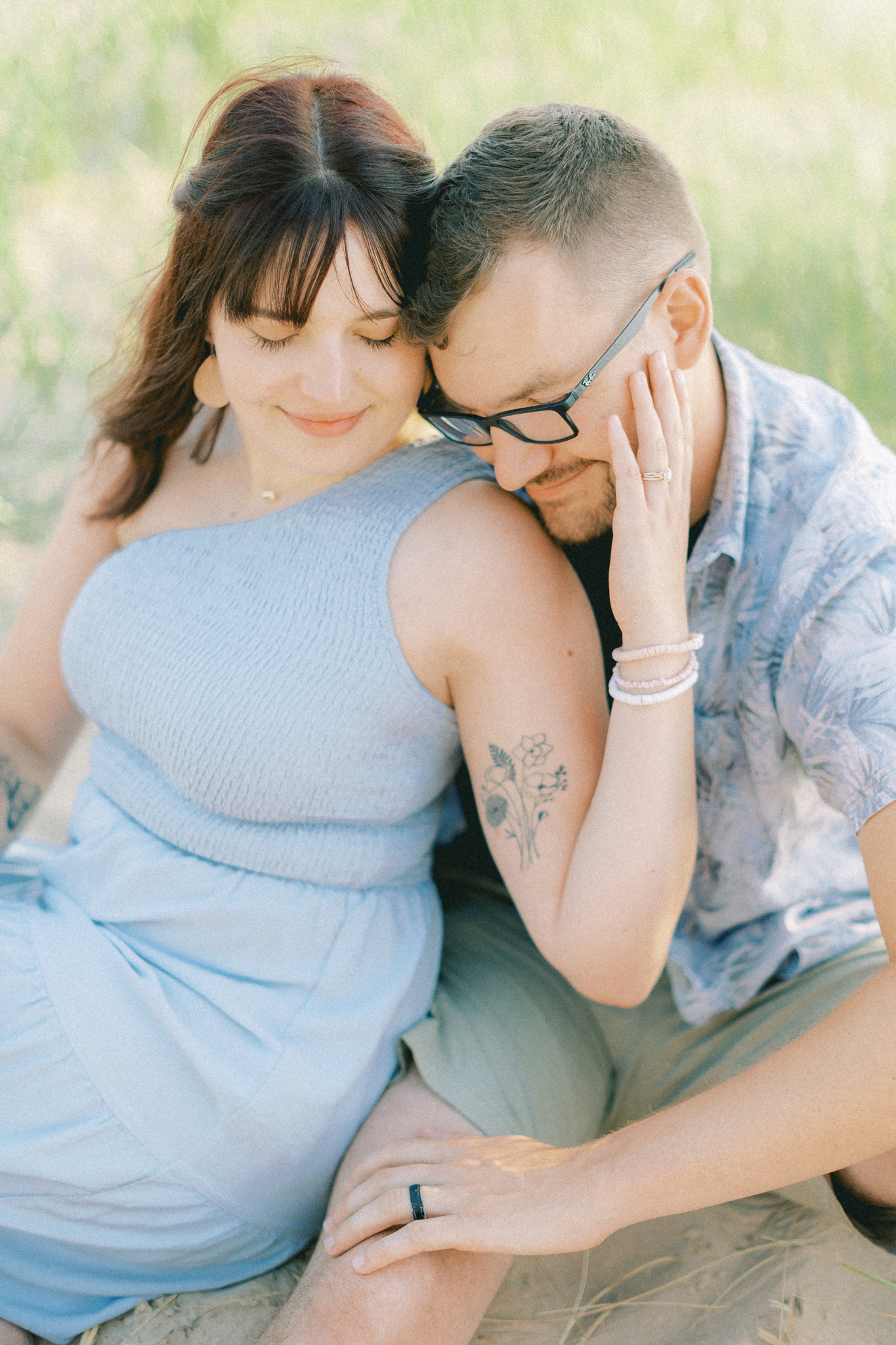 silver-beach-michigan-anniversary-session-hayley-moore-photography