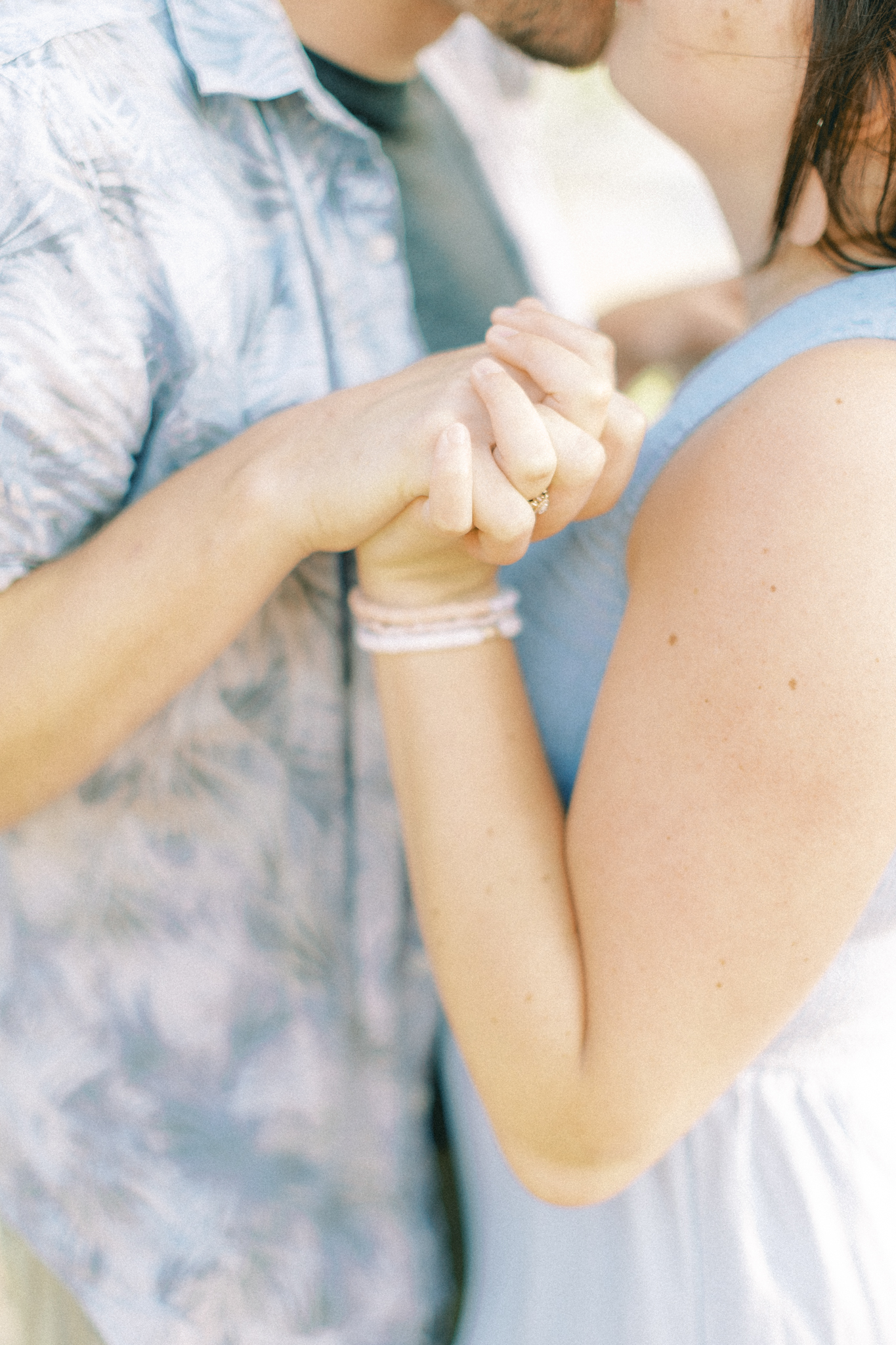 silver-beach-michigan-anniversary-session-hayley-moore-photography