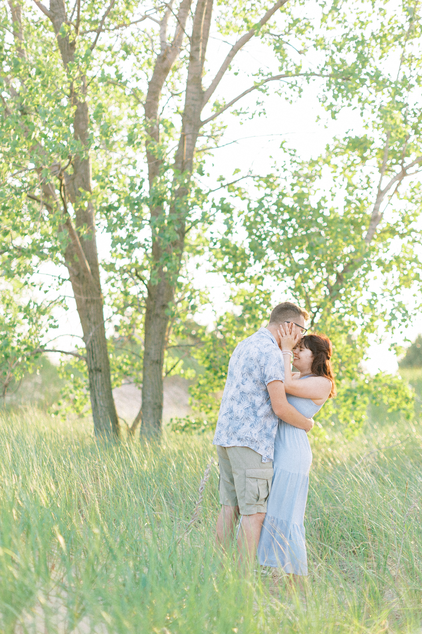 silver-beach-michigan-anniversary-session-hayley-moore-photography