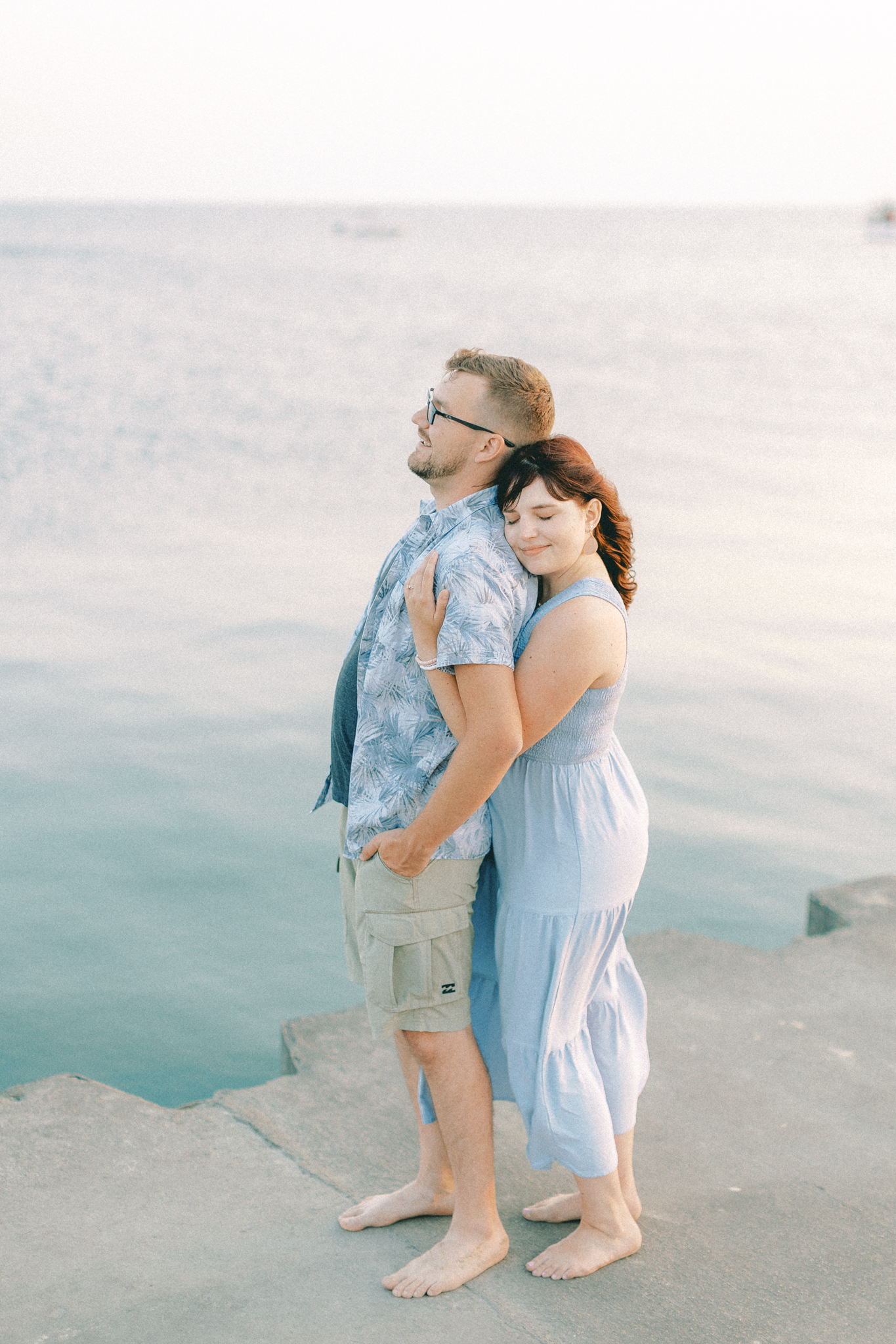 silver-beach-michigan-anniversary-session-hayley-moore-photography