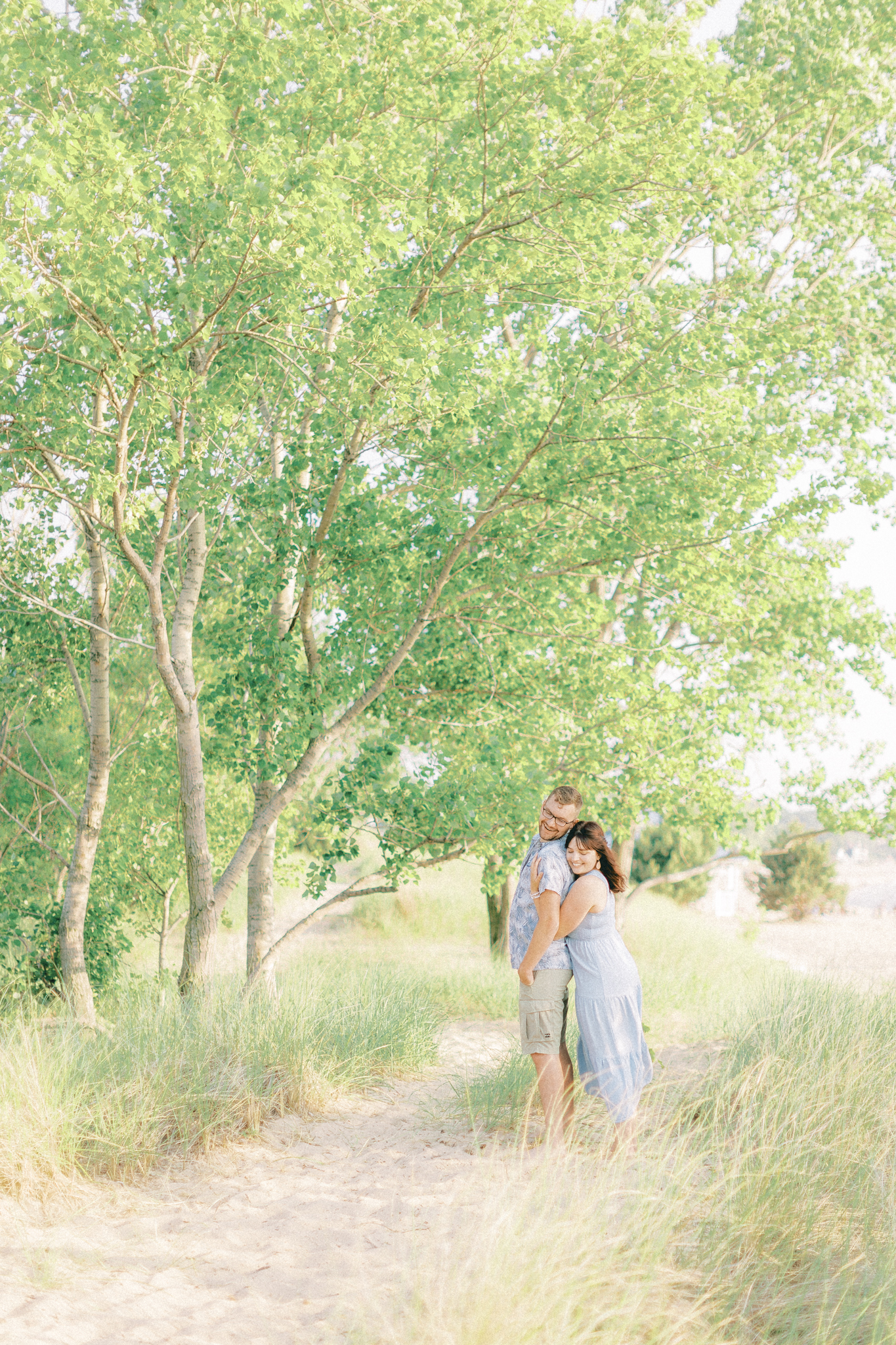 silver-beach-michigan-anniversary-session-hayley-moore-photography