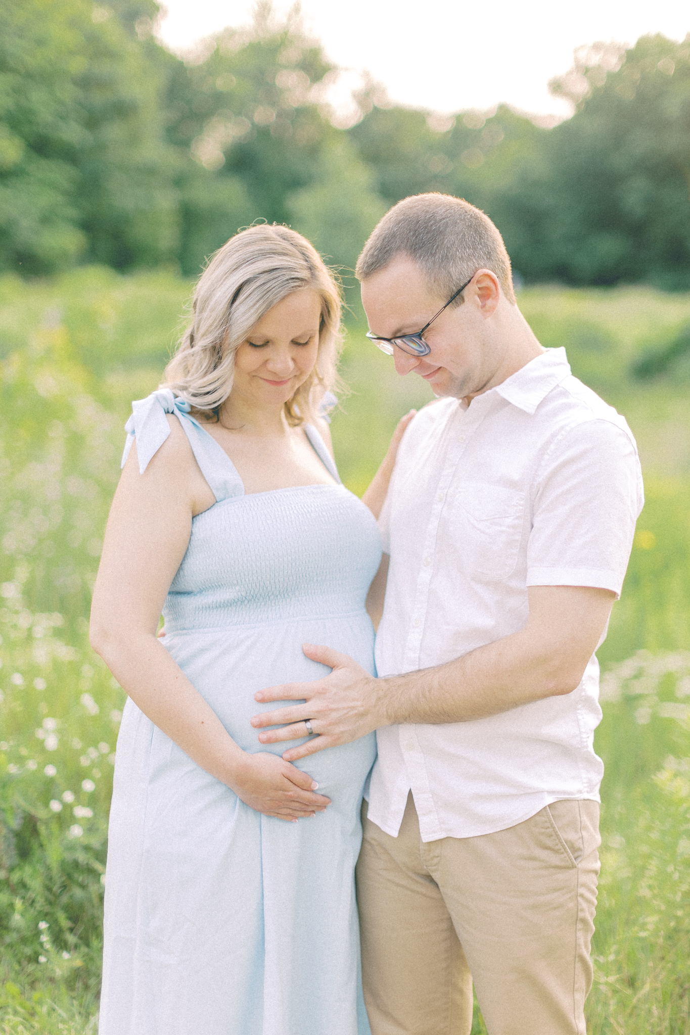 grand-rapids-michigan-ravines-maternity-session-hayley-moore-photography