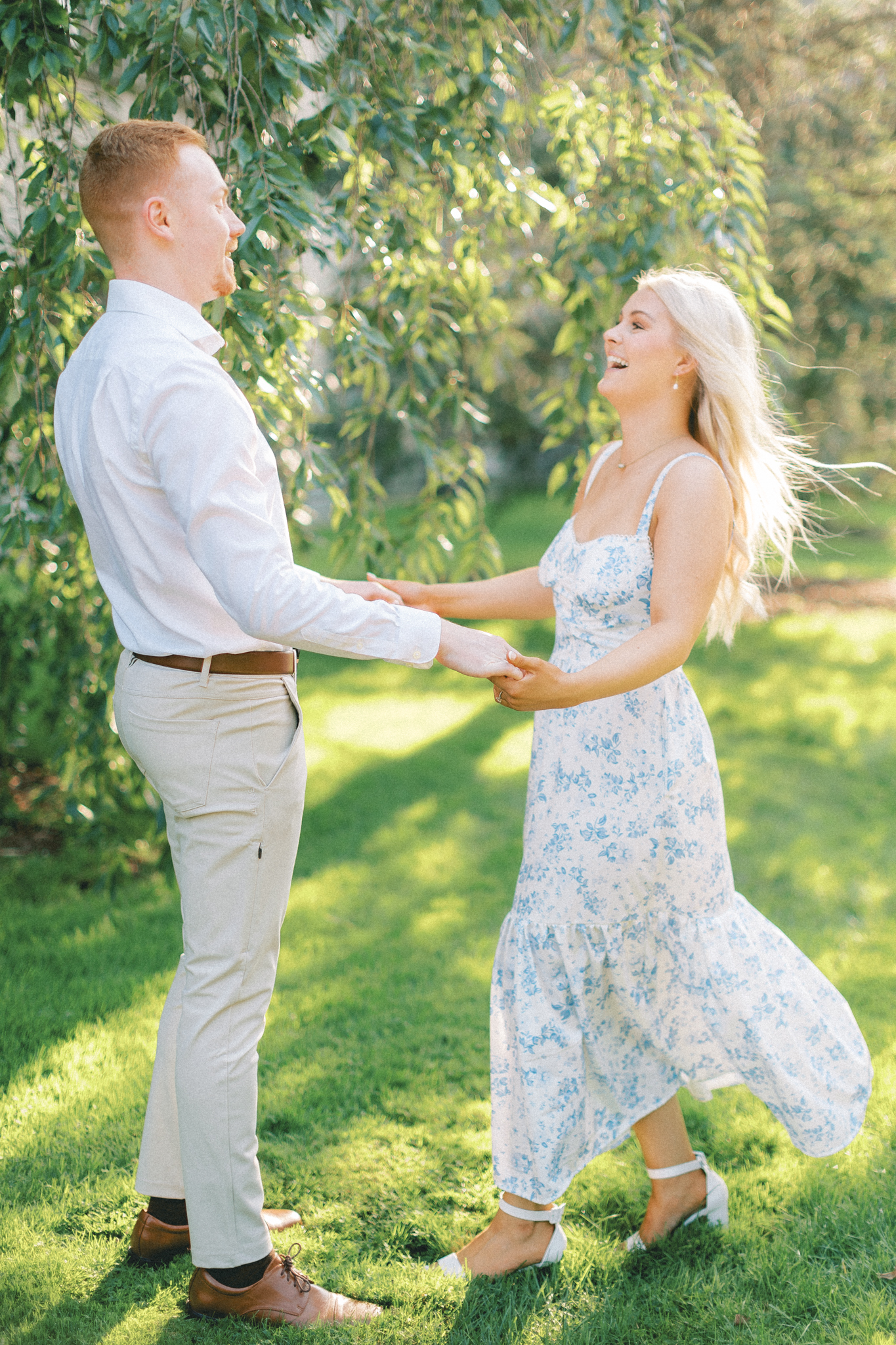 holland-michigan-tunnel-park-engagement-hayley-moore-photography