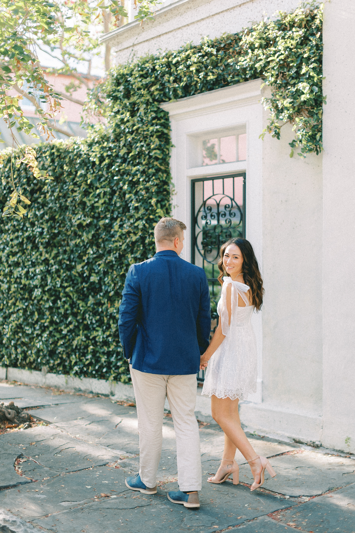 charleston-south-carolina-engagement-session-historic-district-hayley-moore-photography