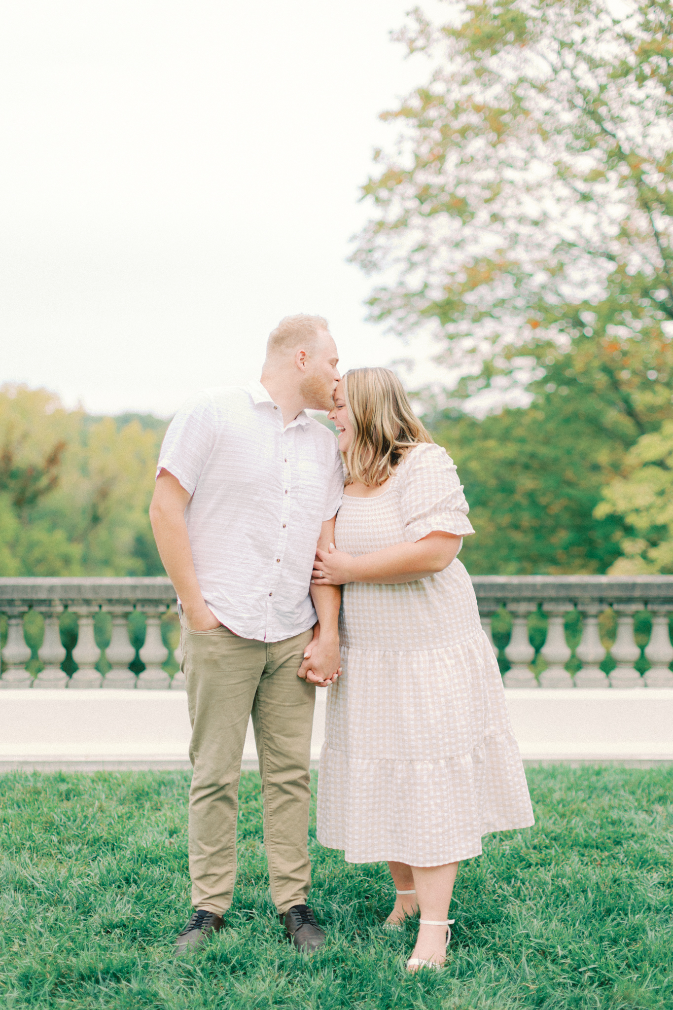 newfields-indianapolis-engagement-hailey-ethan-hayley-moore-photography