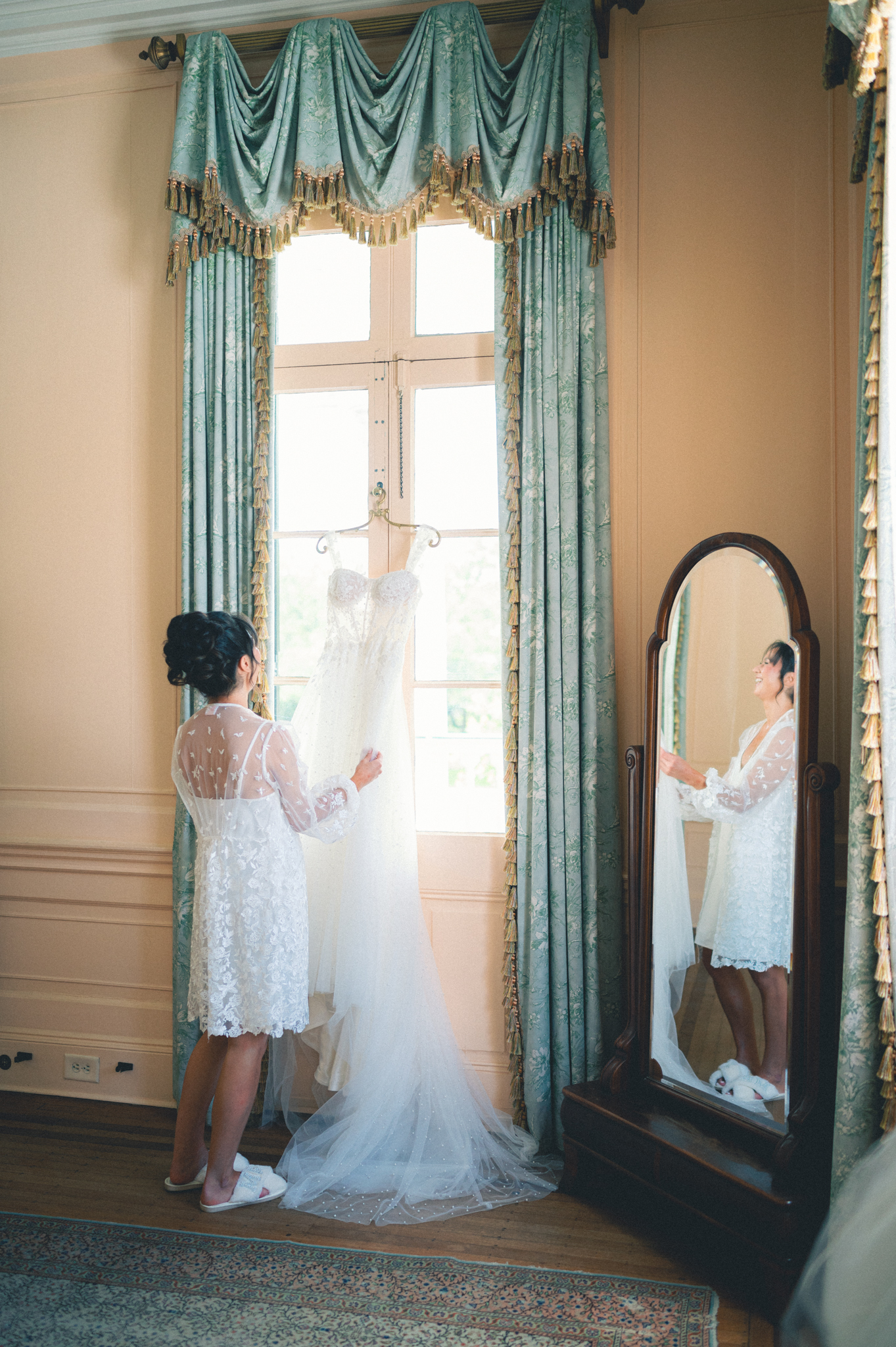 lowndes-grove-charleston-wedding-photographer-film-hayley-moore-photography