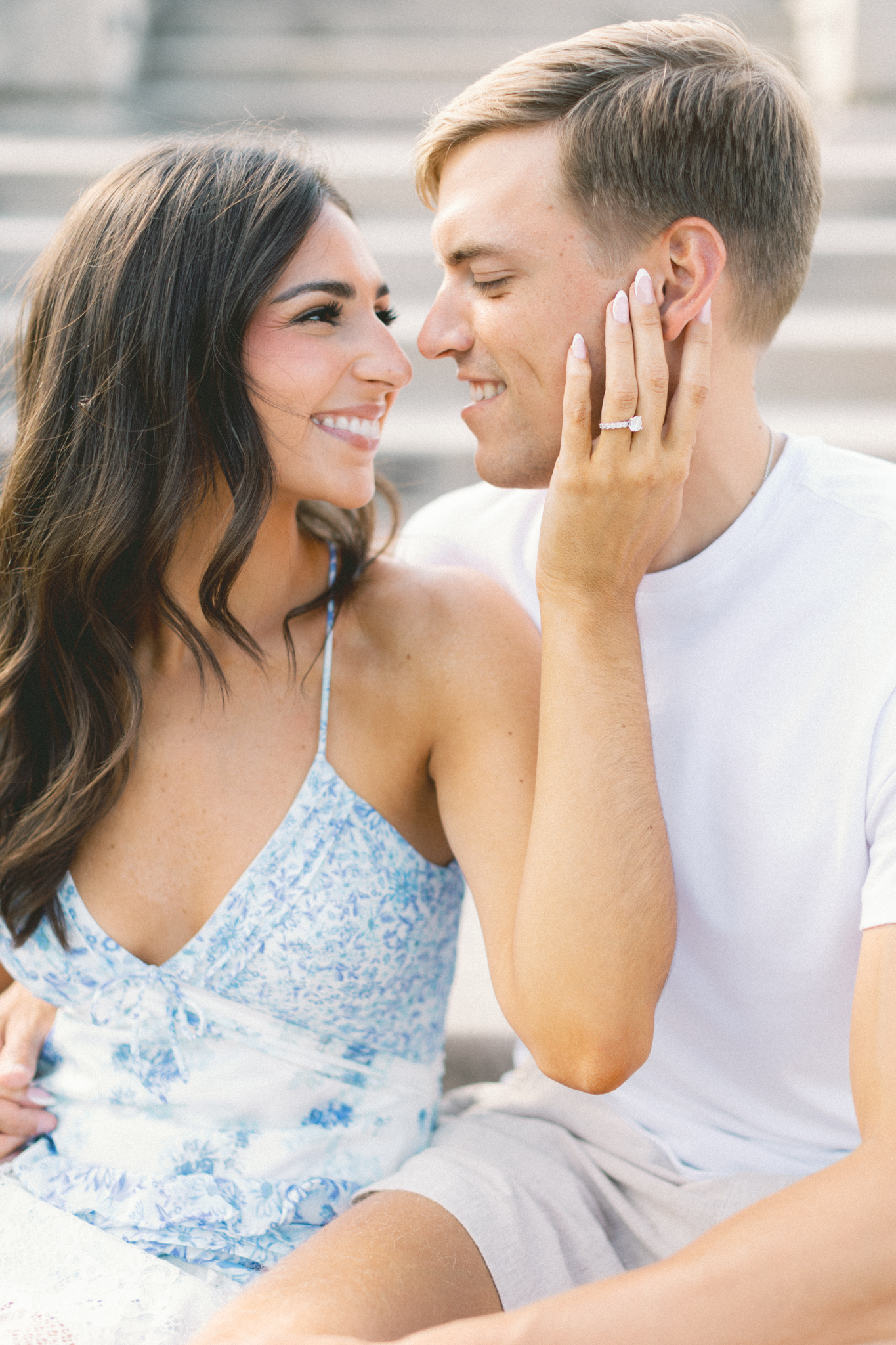 downtown-indianapolis-engagement-indiana-state-house-coxhall-gardens-hayley-moore-photography