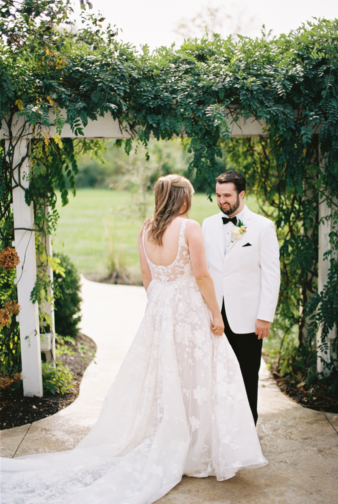 mustard-seed-gardens-luxury-wedding-photographer-hayley-moore-photography