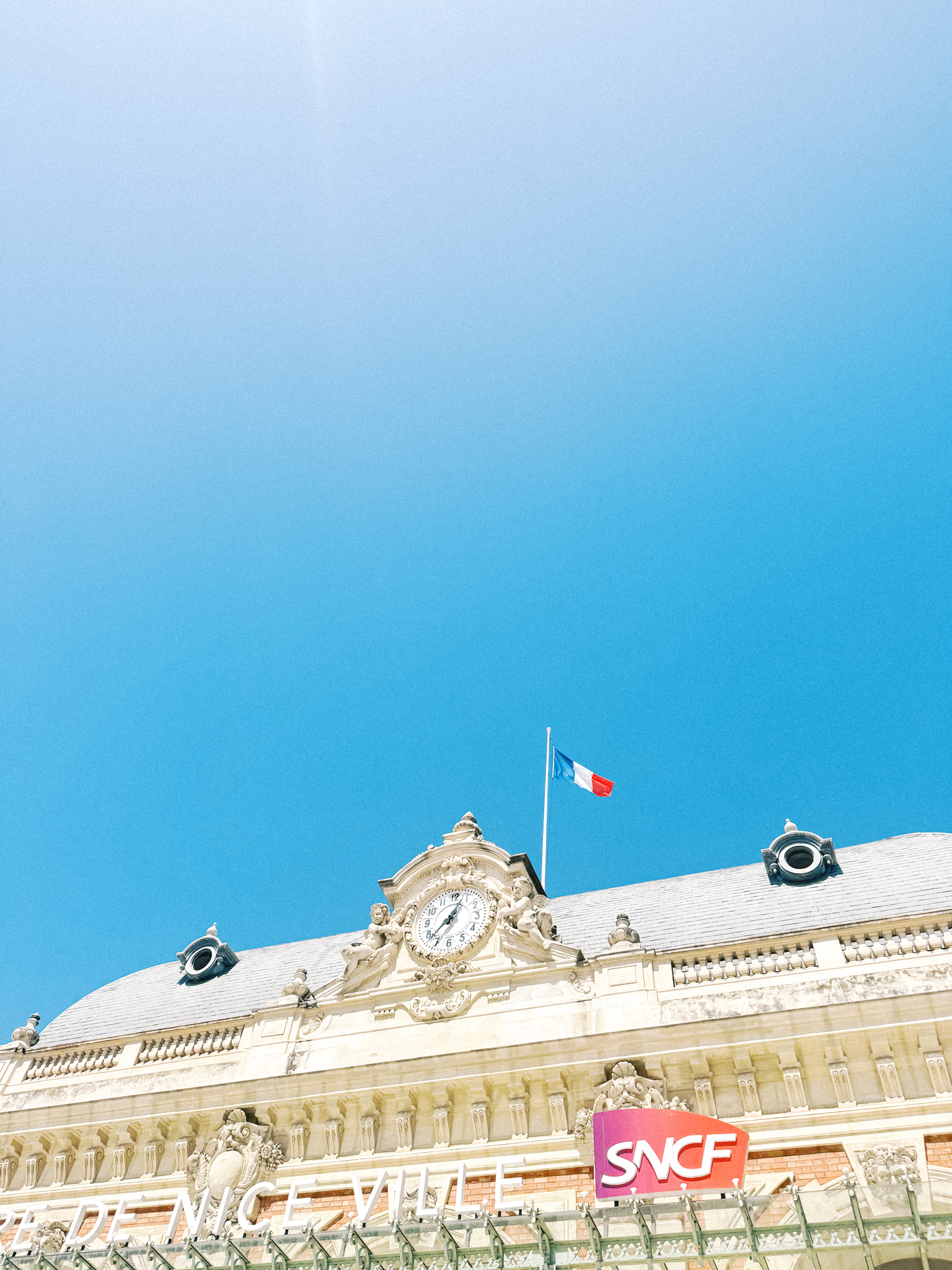 south-of-france-wedding-photographer-nice-france-hayley-moore-photography-1