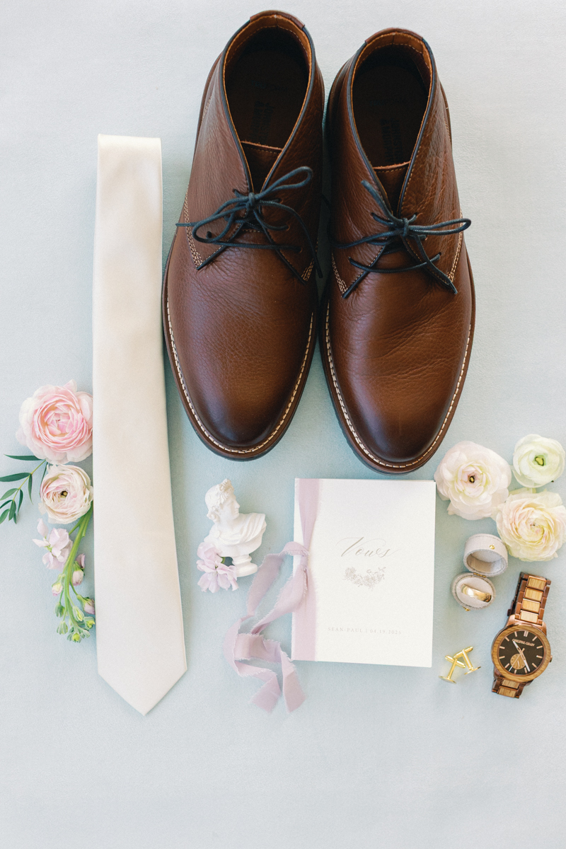 grooms details