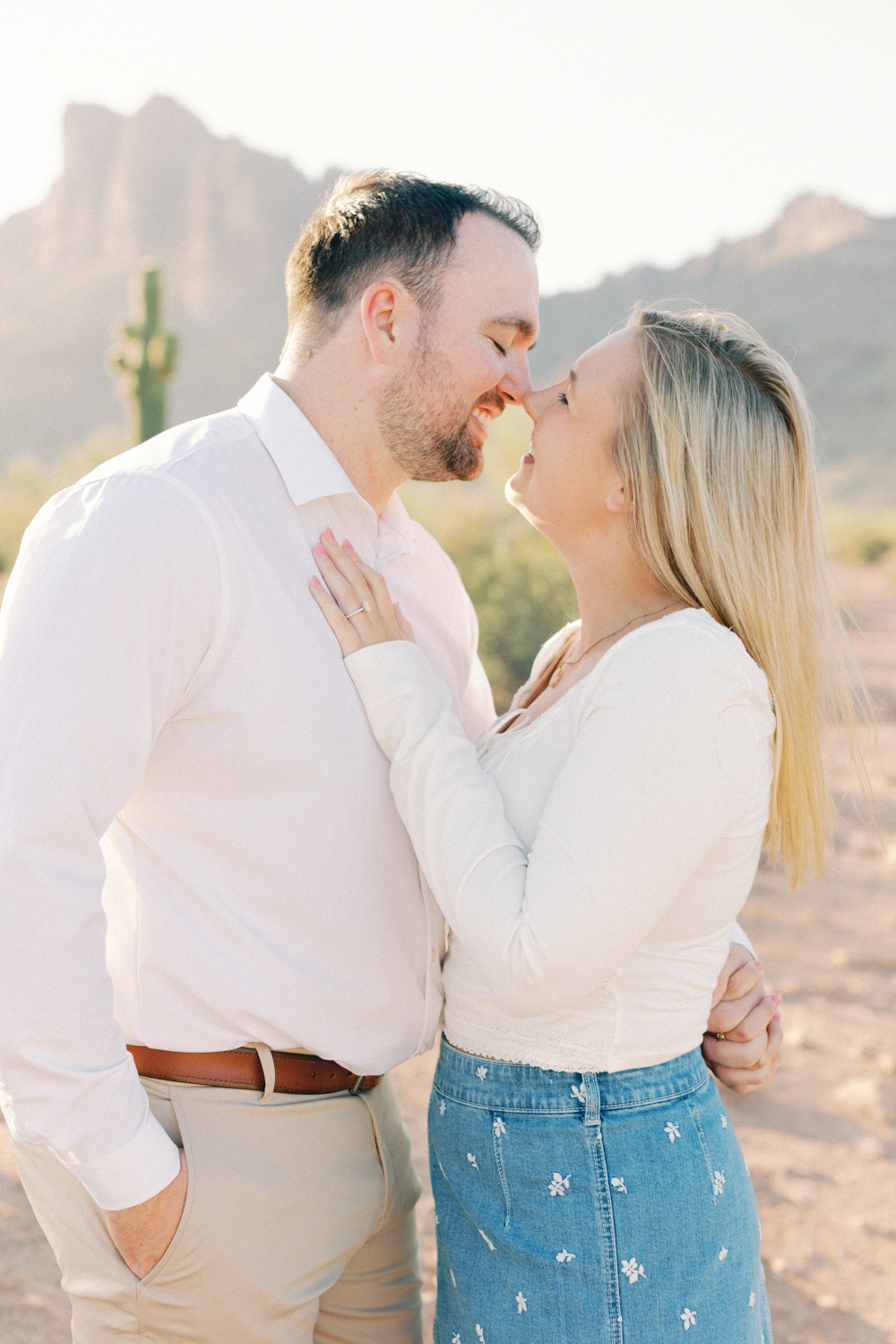 couple kissing
