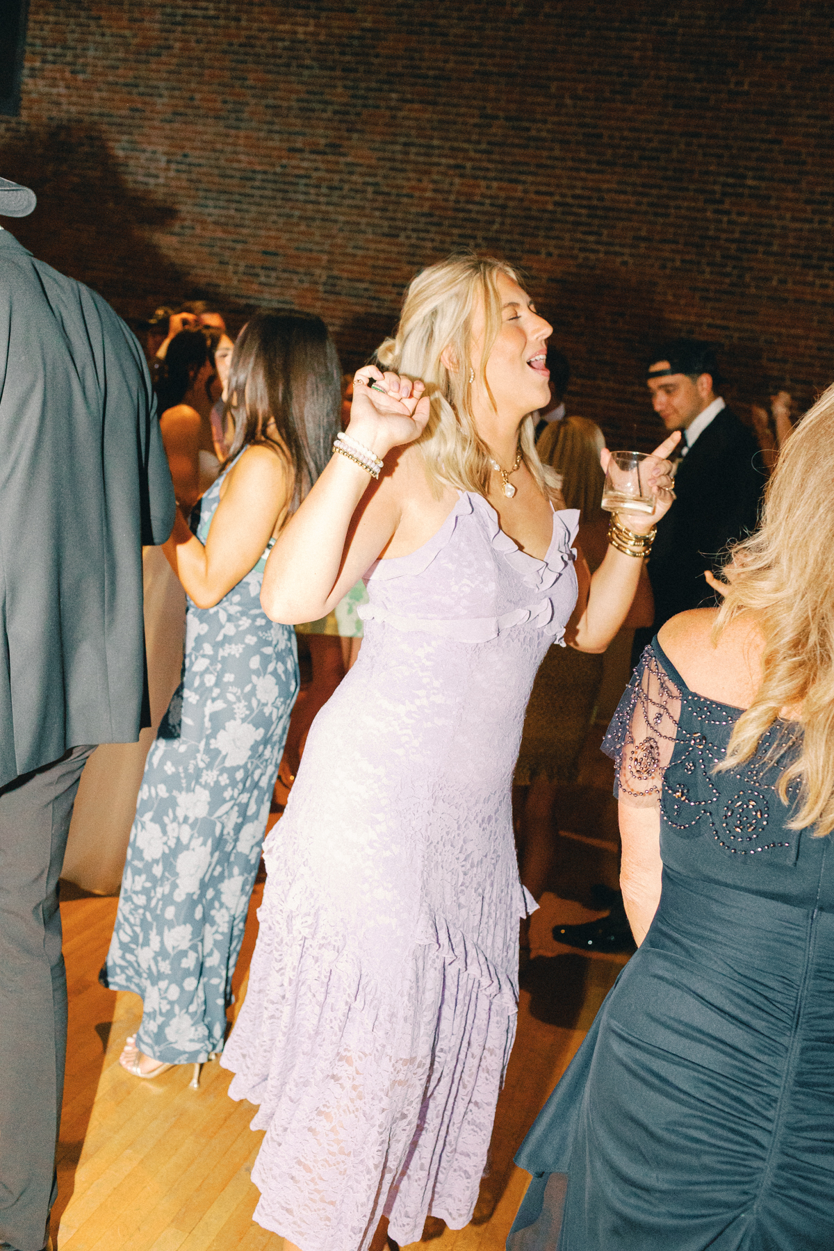 reception dancing of guest