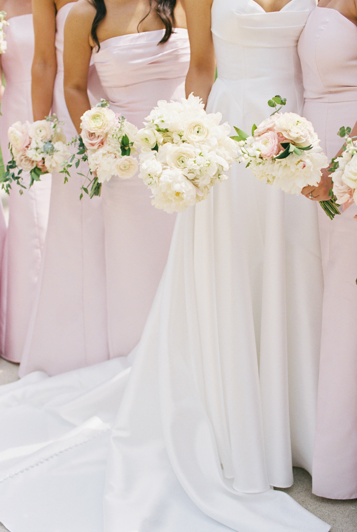 bridal bouquet with bridesmaids