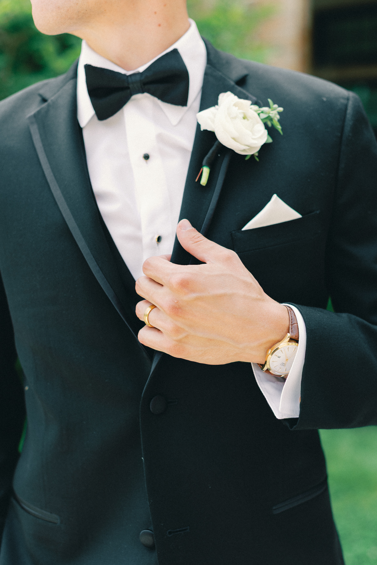 groom details