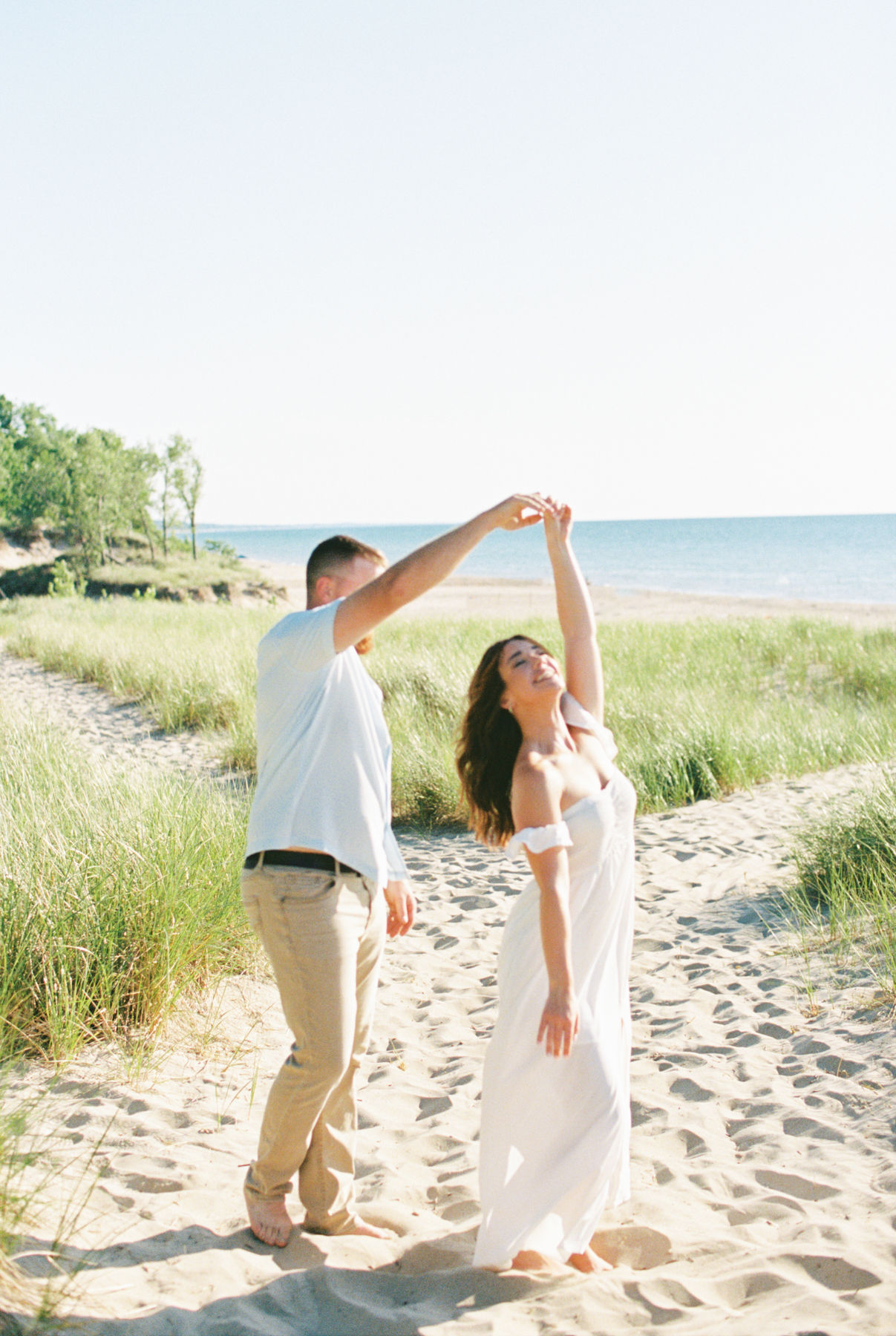 couple spinning