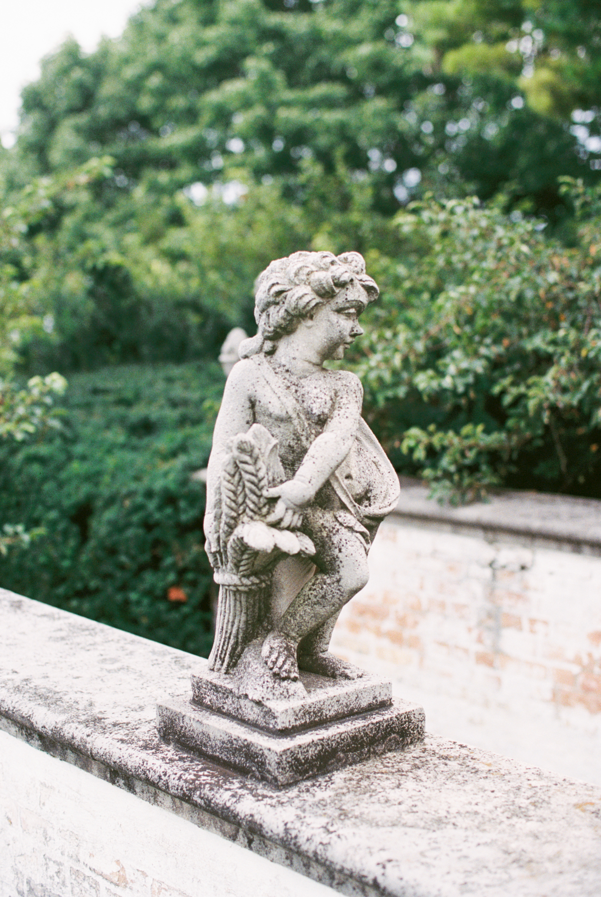 Garden sculpture