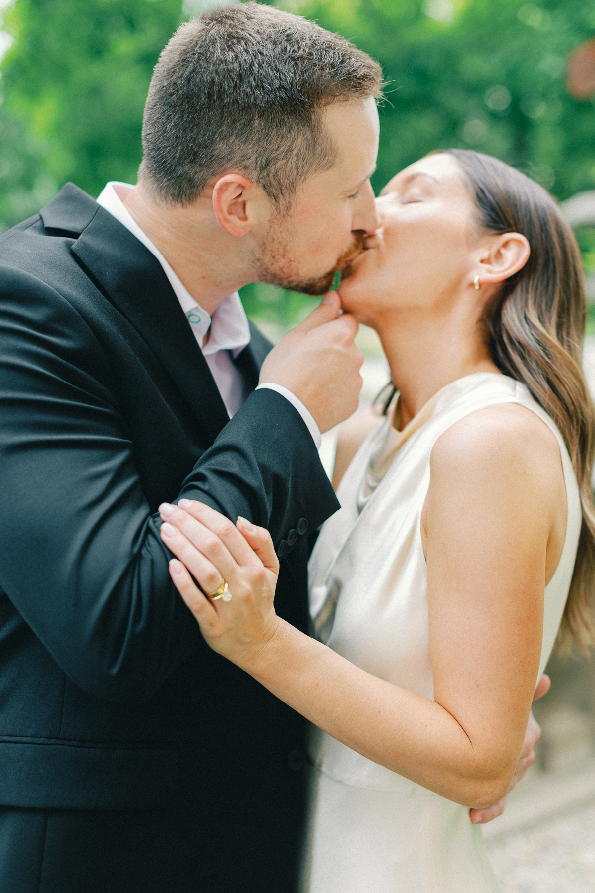 Couple romantically, kissing up close