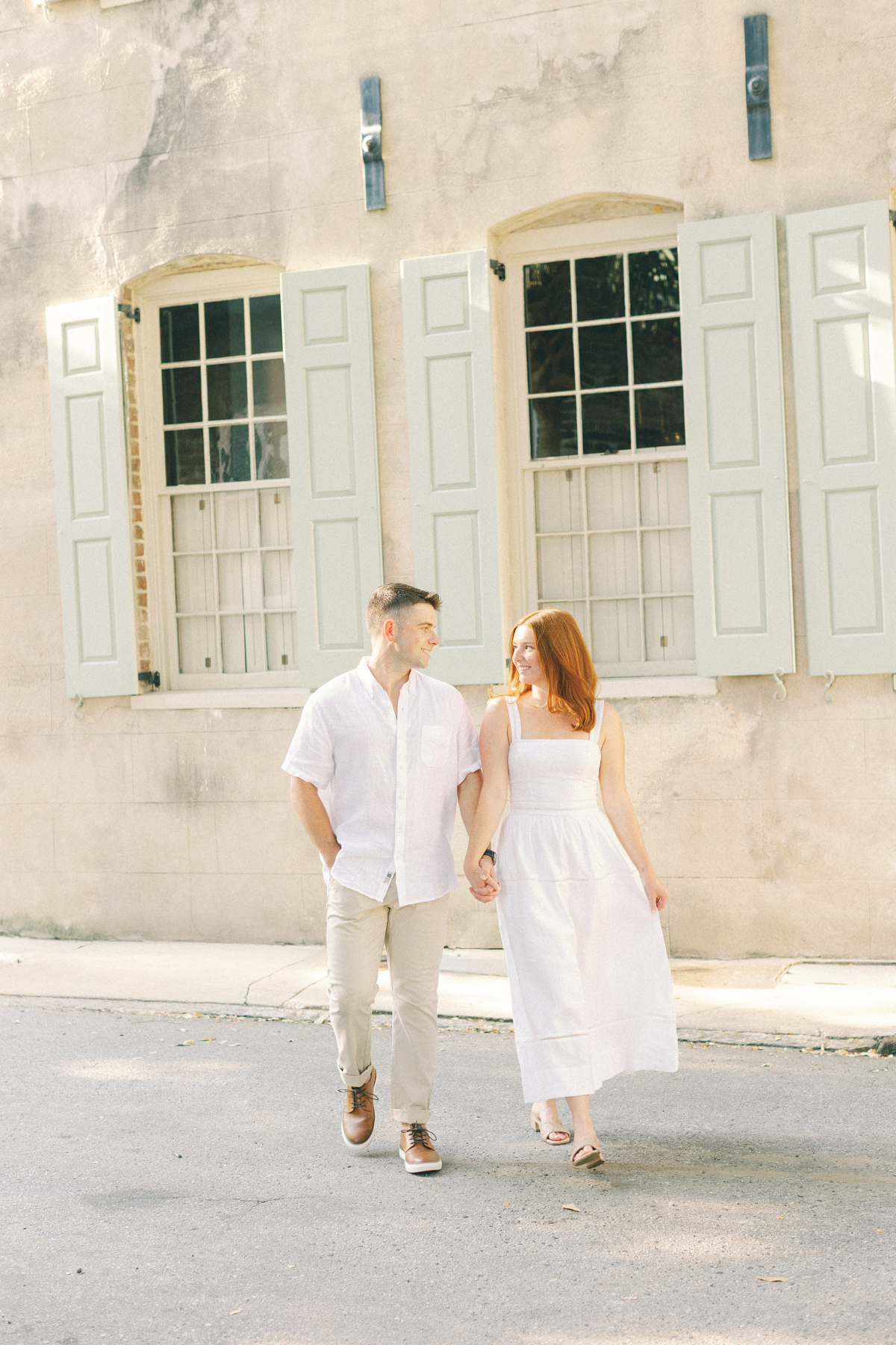 Couple walking towards the camera