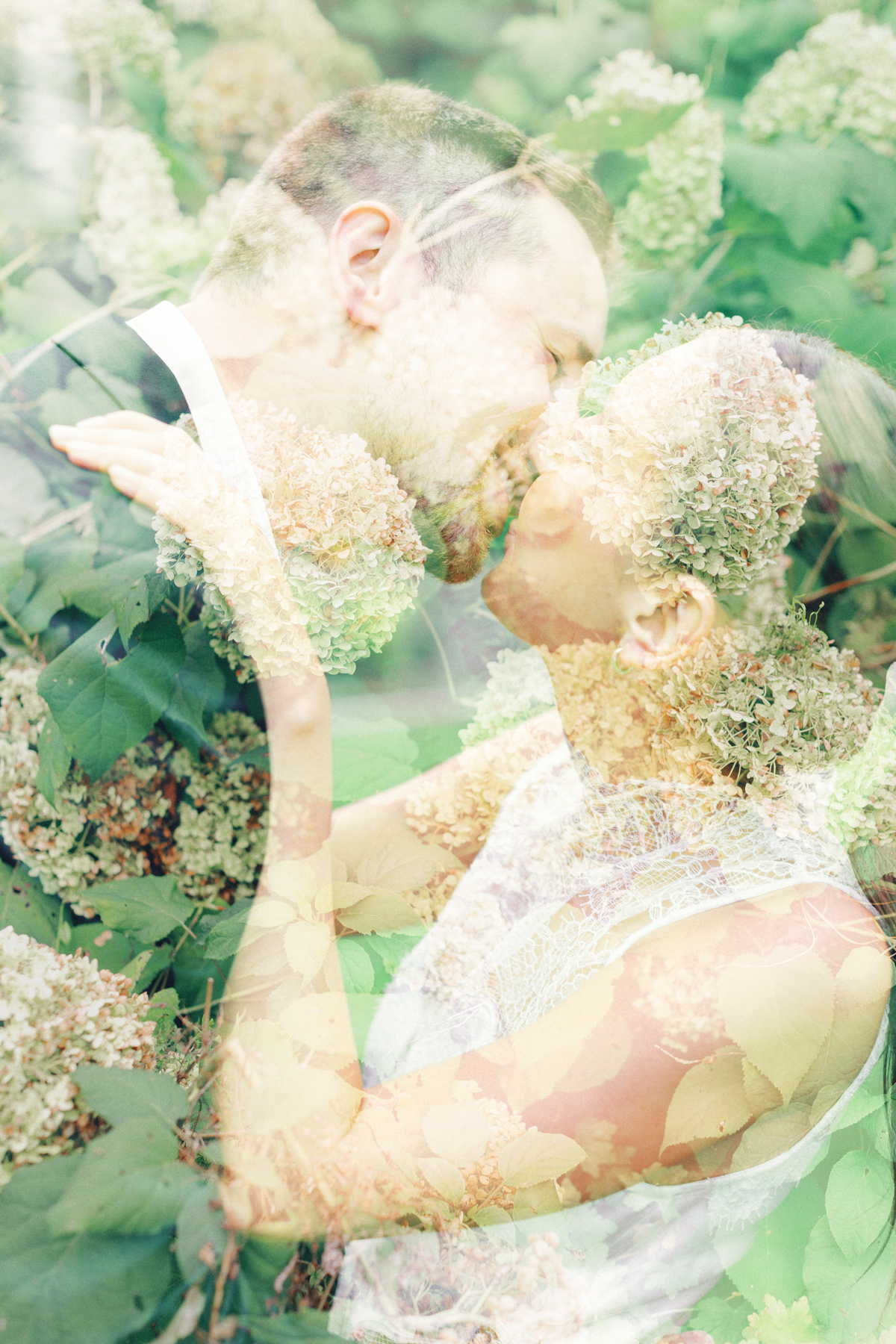Double exposure flower, couple kissing