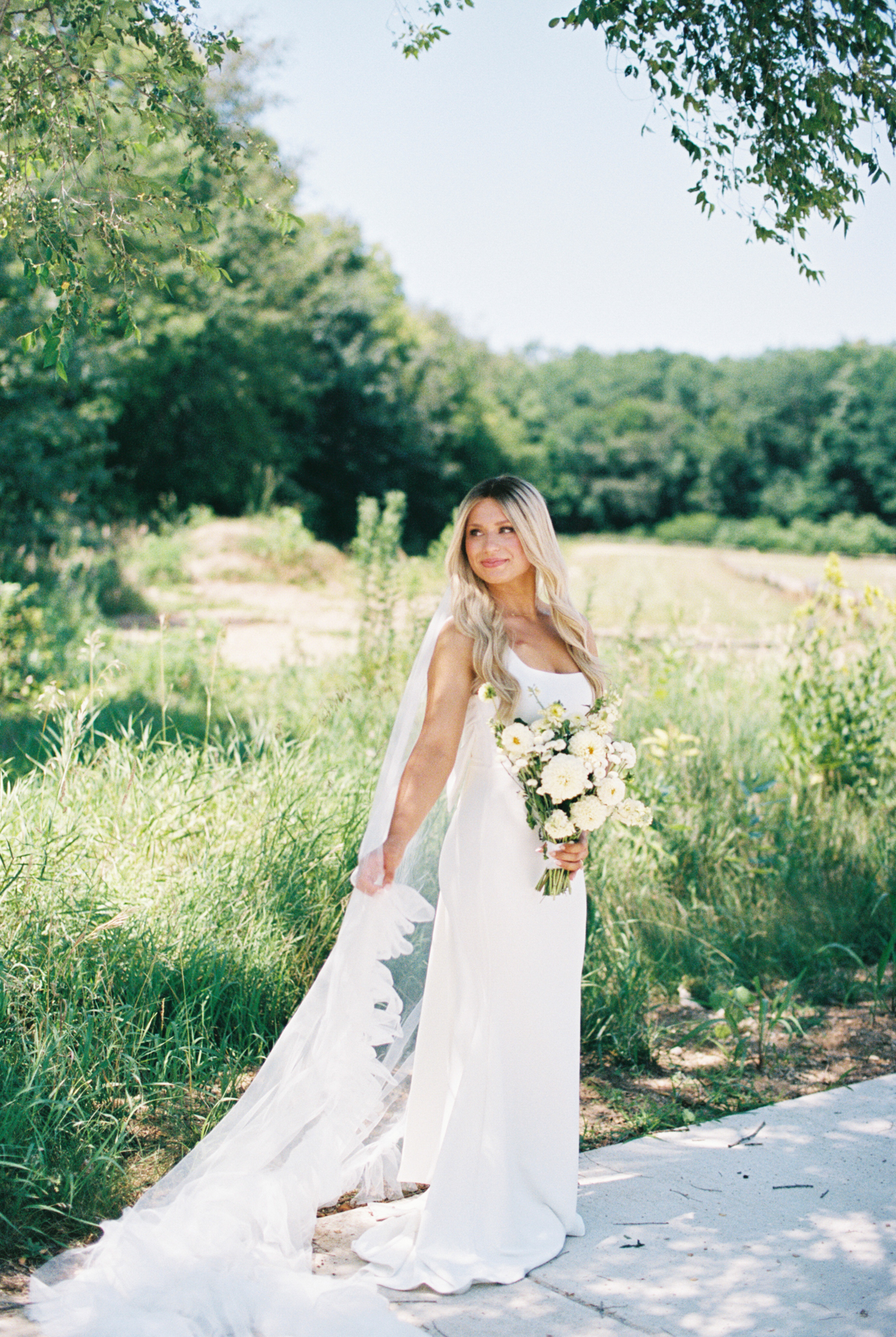 Bridal portrait outside