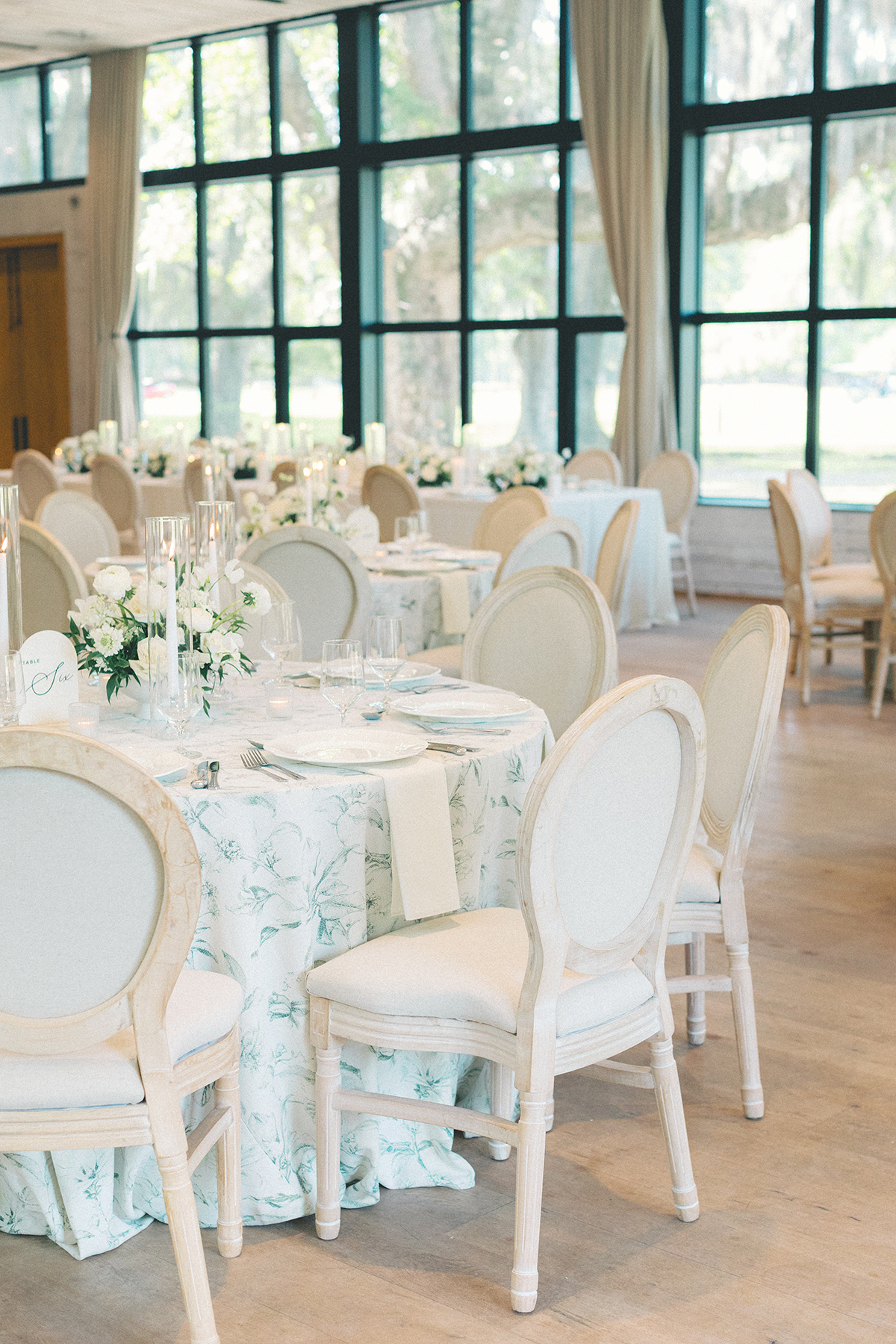 Middleton place reception table